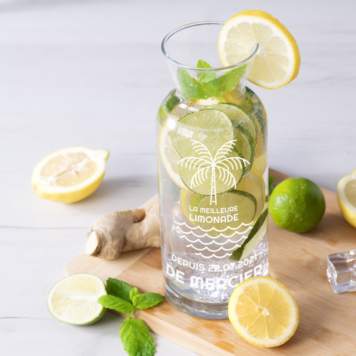 Jarra de agua de vidrio personalizada para parejas