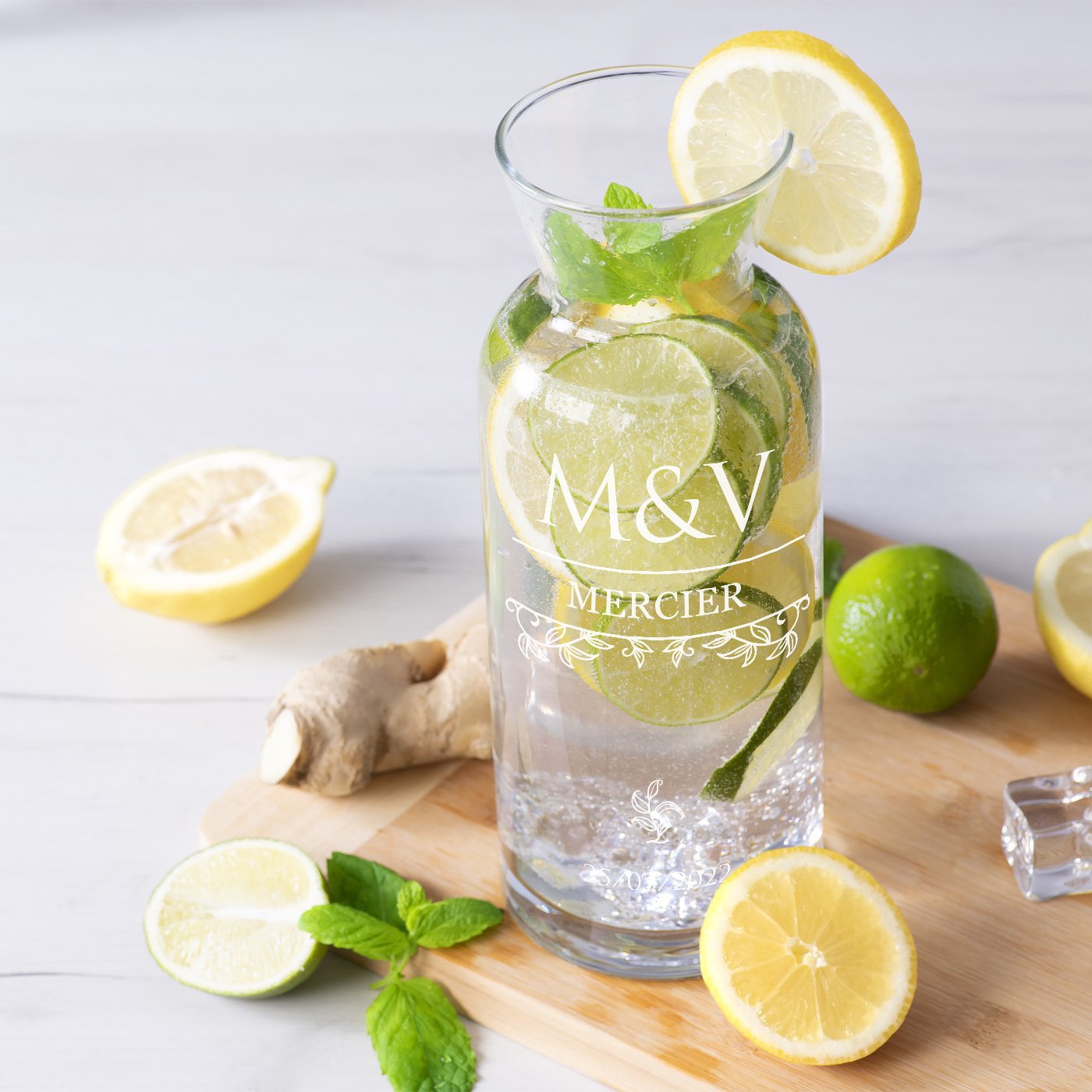 Jarra de agua de vidrio personalizada Murrano para él y ella para boda