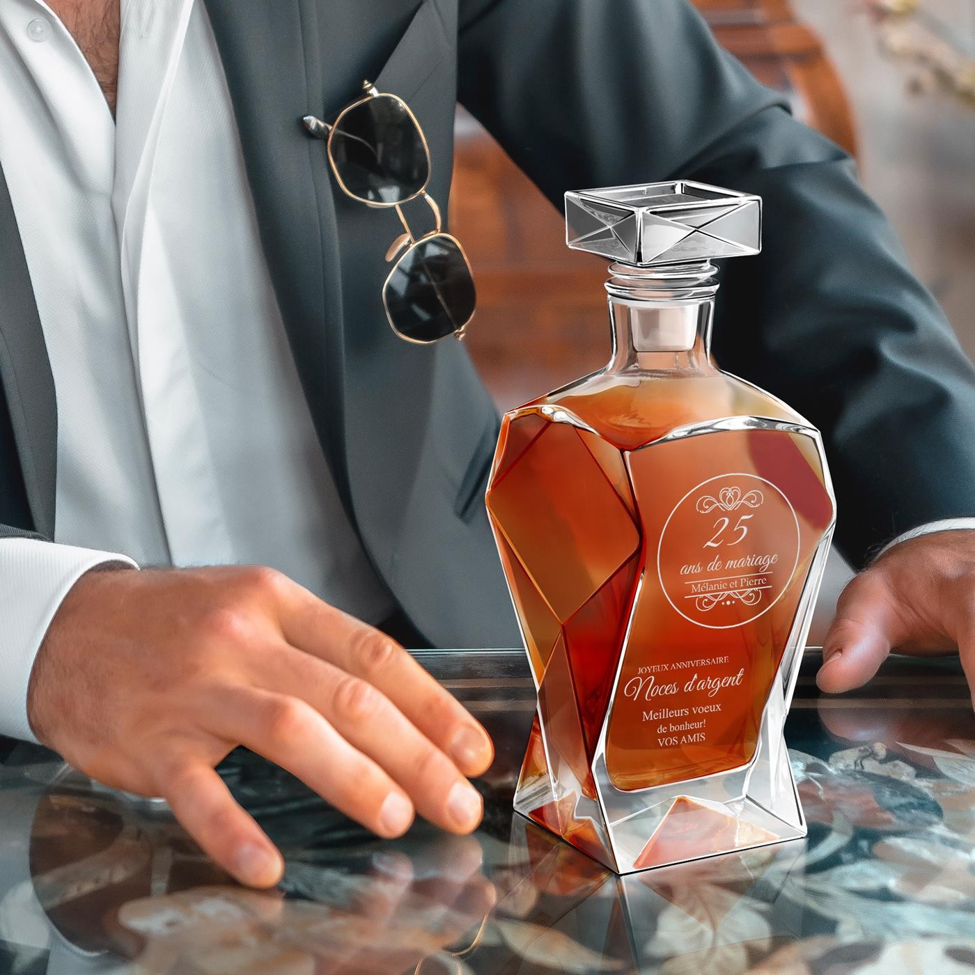 Set de decantador curvado Murrano y vasos grabados para el 25º aniversario de bodas