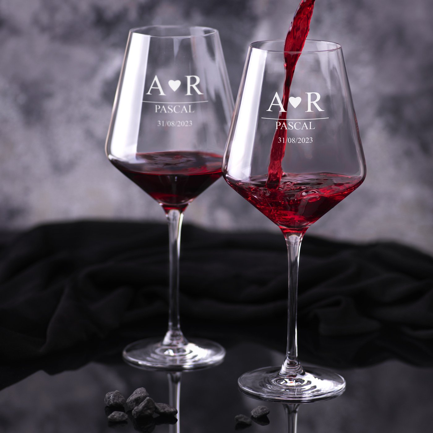 Copas de vino Murrano DE PUNTO DE VISTA grabadas para bodas con iniciales