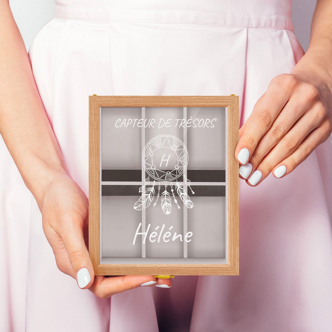 Caja de reloj de madera clara de Murrano con grabado para esposa el Día de San Valentín