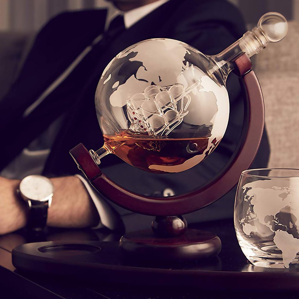 Decantador de whisky Murrano en forma de globo con 2 vasos personalizados para una pareja