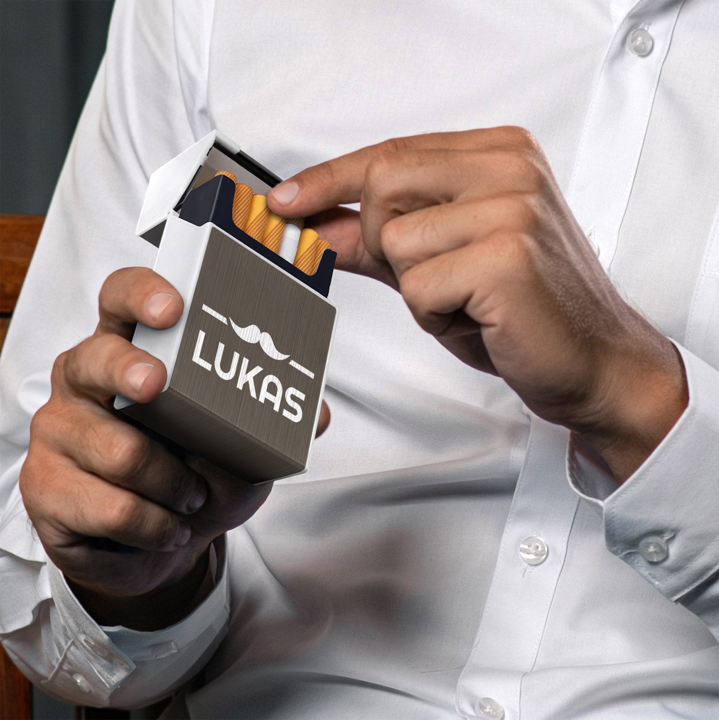 Estuche personalizado para cigarrillos Murrano con encendedor USB para él