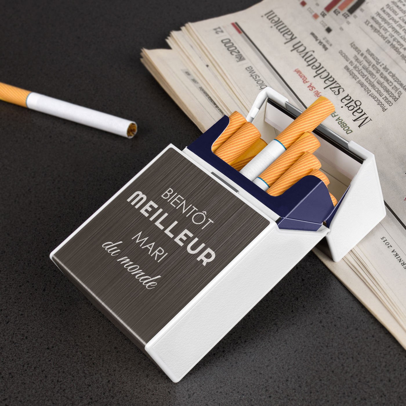Estuche para cigarrillos Murrano con encendido USB y grabado para fiesta de despedida de soltero