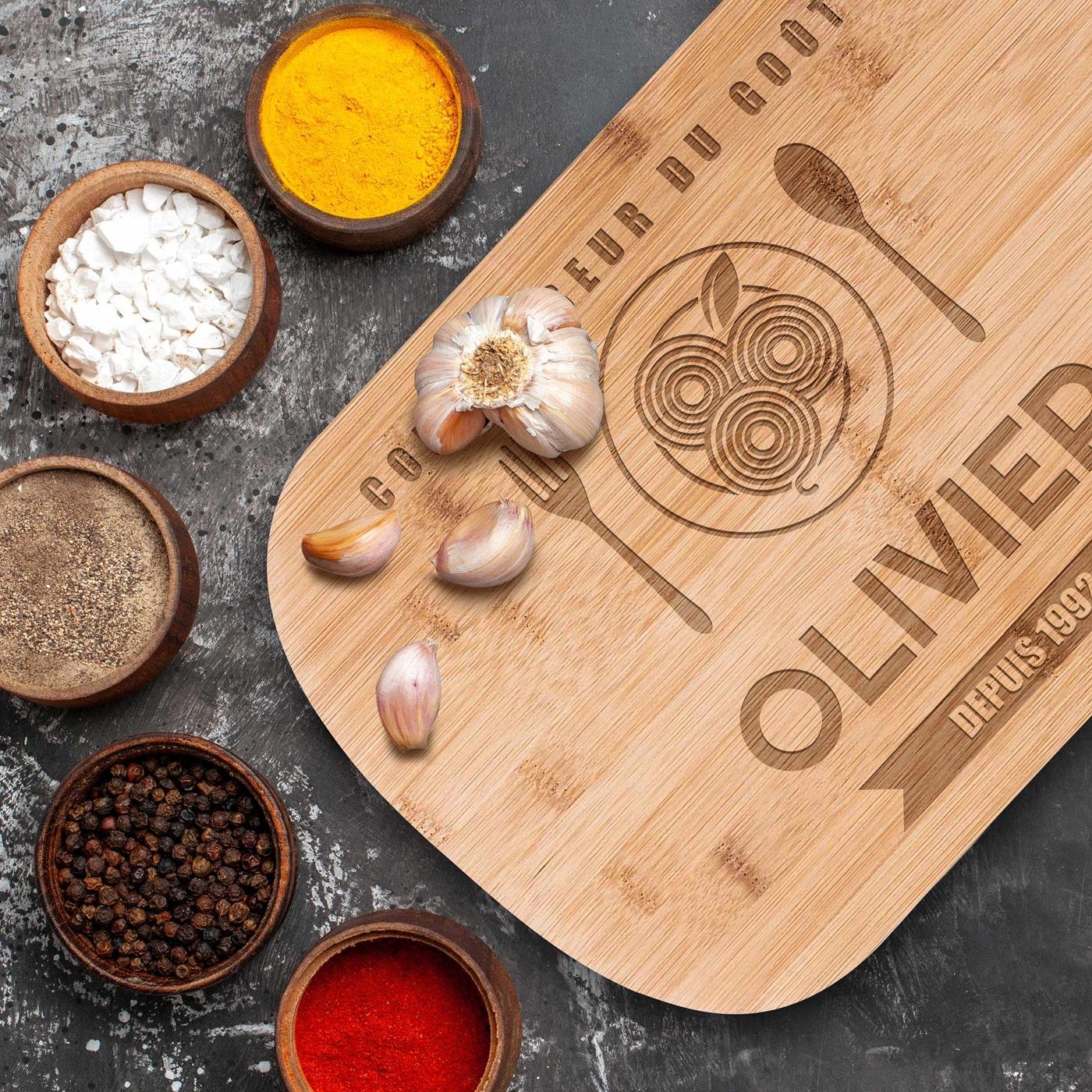 Murrano Personalized Bamboo Cutting Board