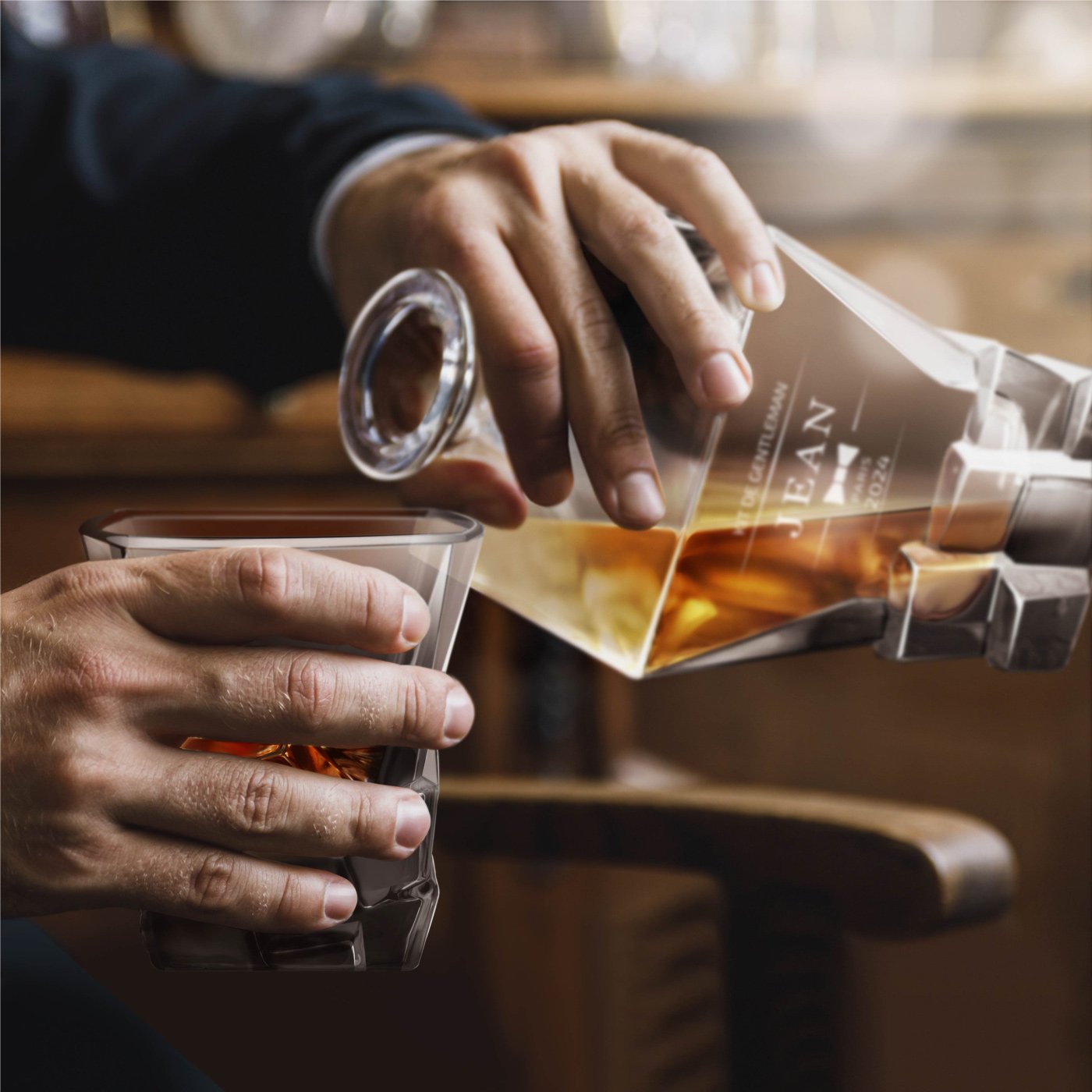 Carafa de whisky Murrano Ice Blink con grabado láser para cumpleaños