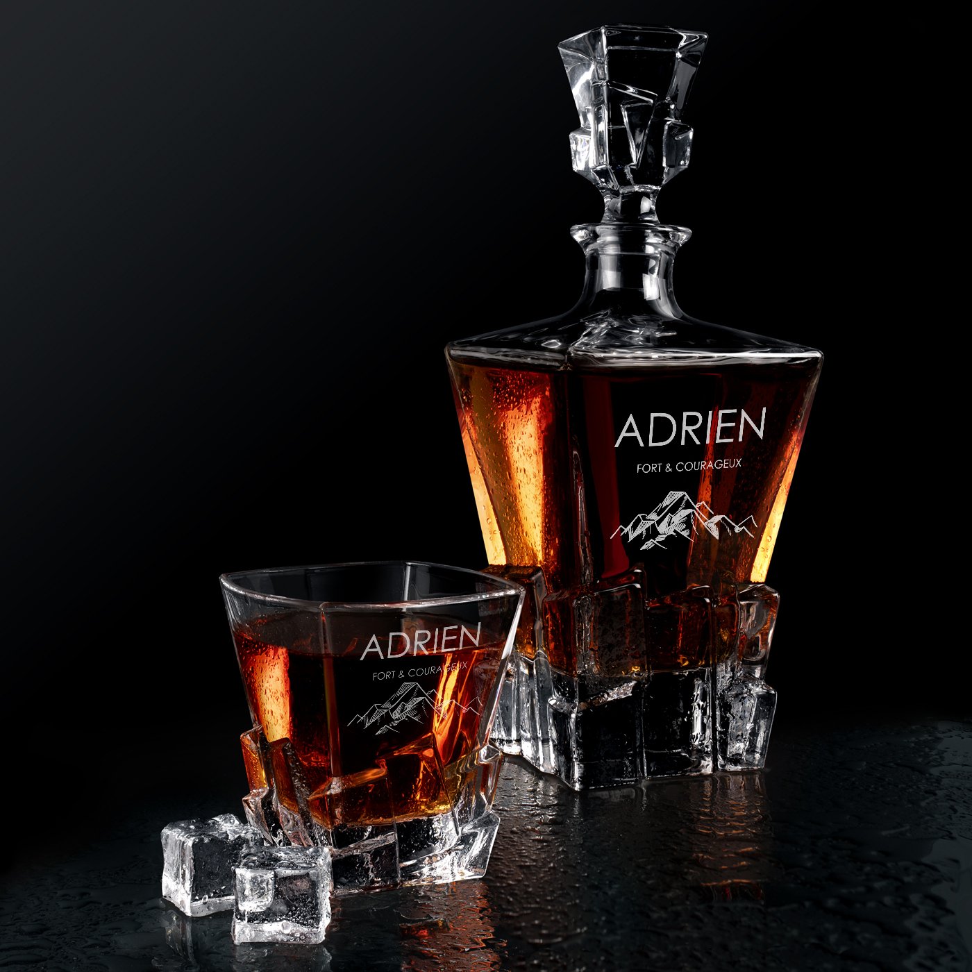 Set de whisky Murrano Ice Blink y 4 vasos con grabado para el cumpleaños de un amigo
