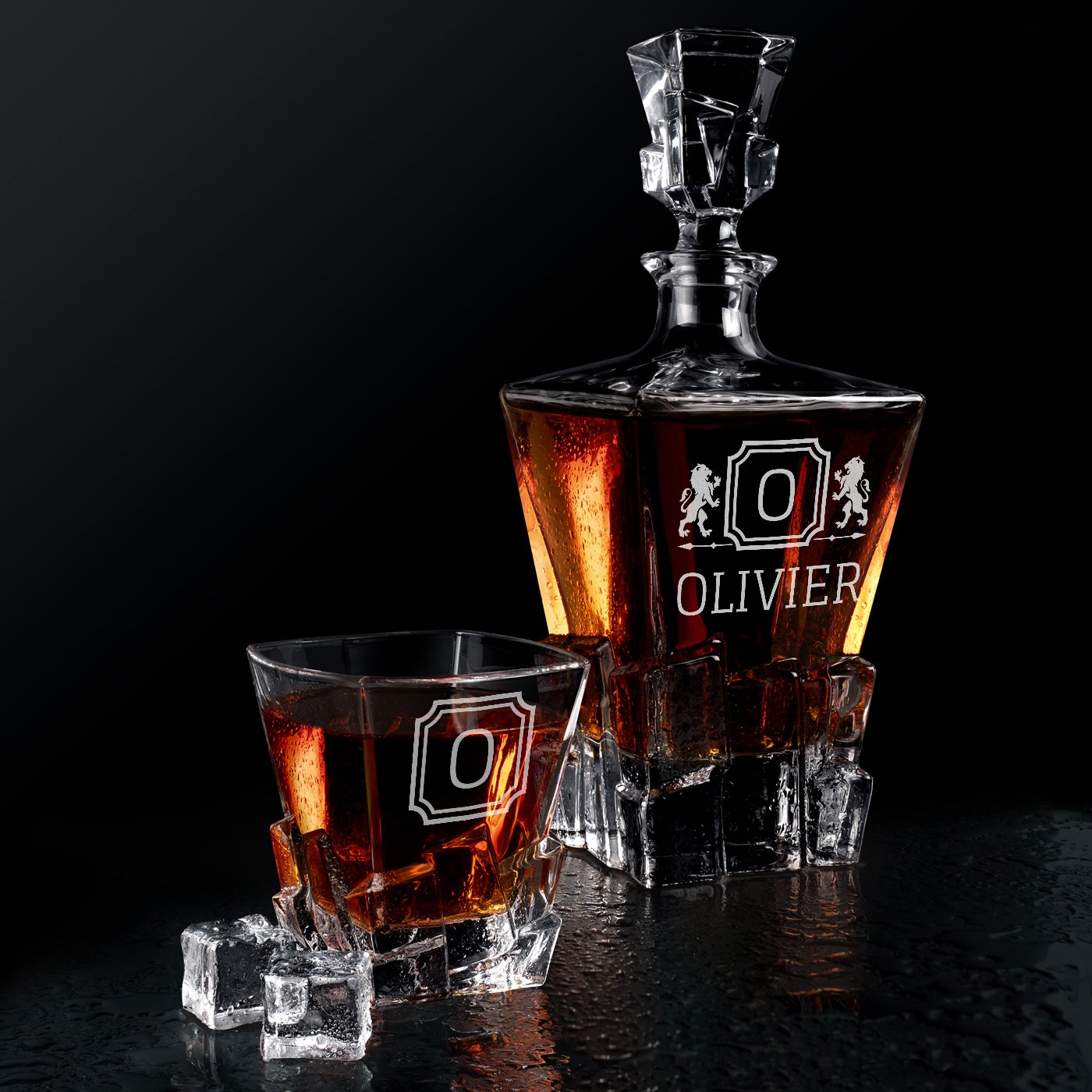 Caja de whisky Murrano Ice Blink con 2 vasos y grabado láser para el cumpleaños de un joven