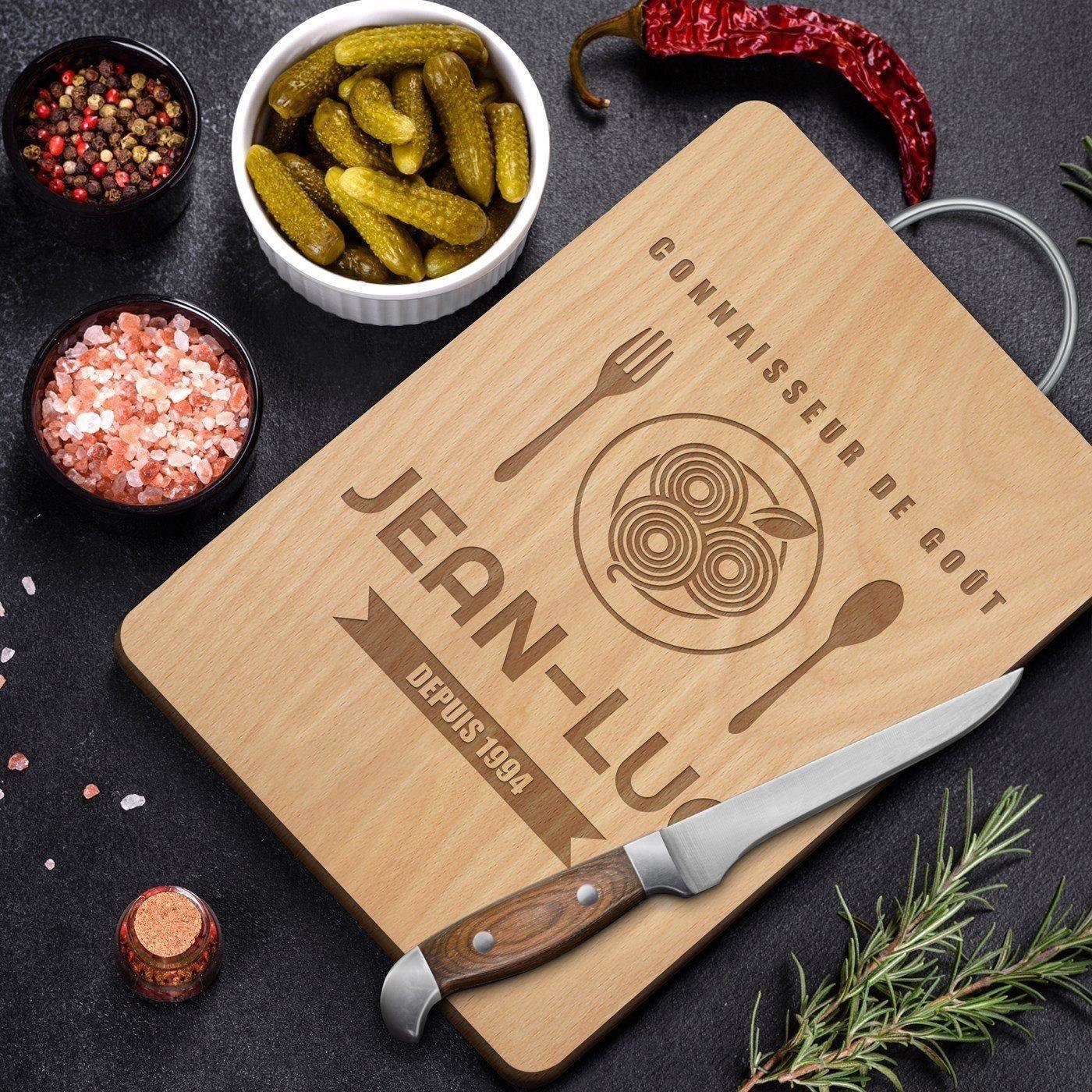 Murrano Wood Cutting Board with Metal Handle and Personalized Engraving for Brother