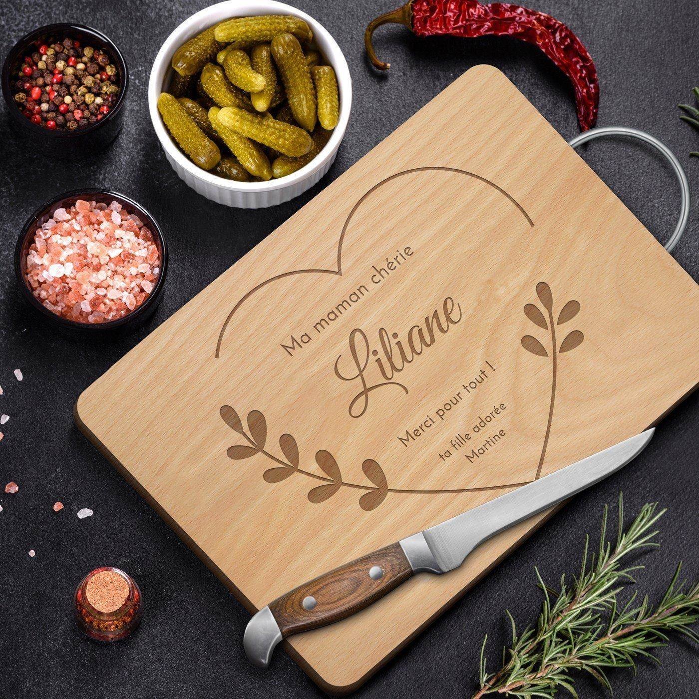Murrano Custom Metal Handle Wooden Cutting Board for Mom