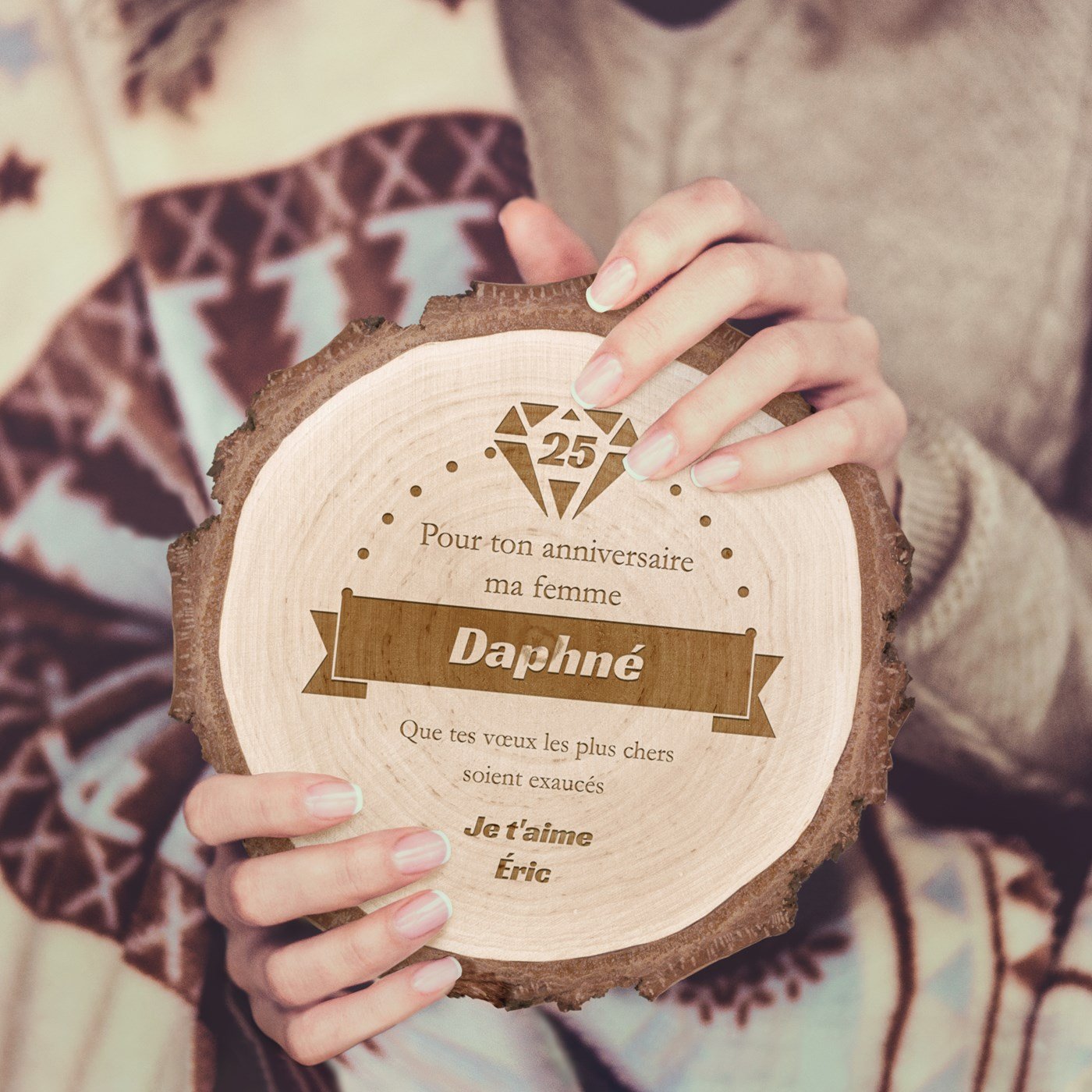 Logro de madera personalizado Murrano para el cumpleaños número 25 de una mujer