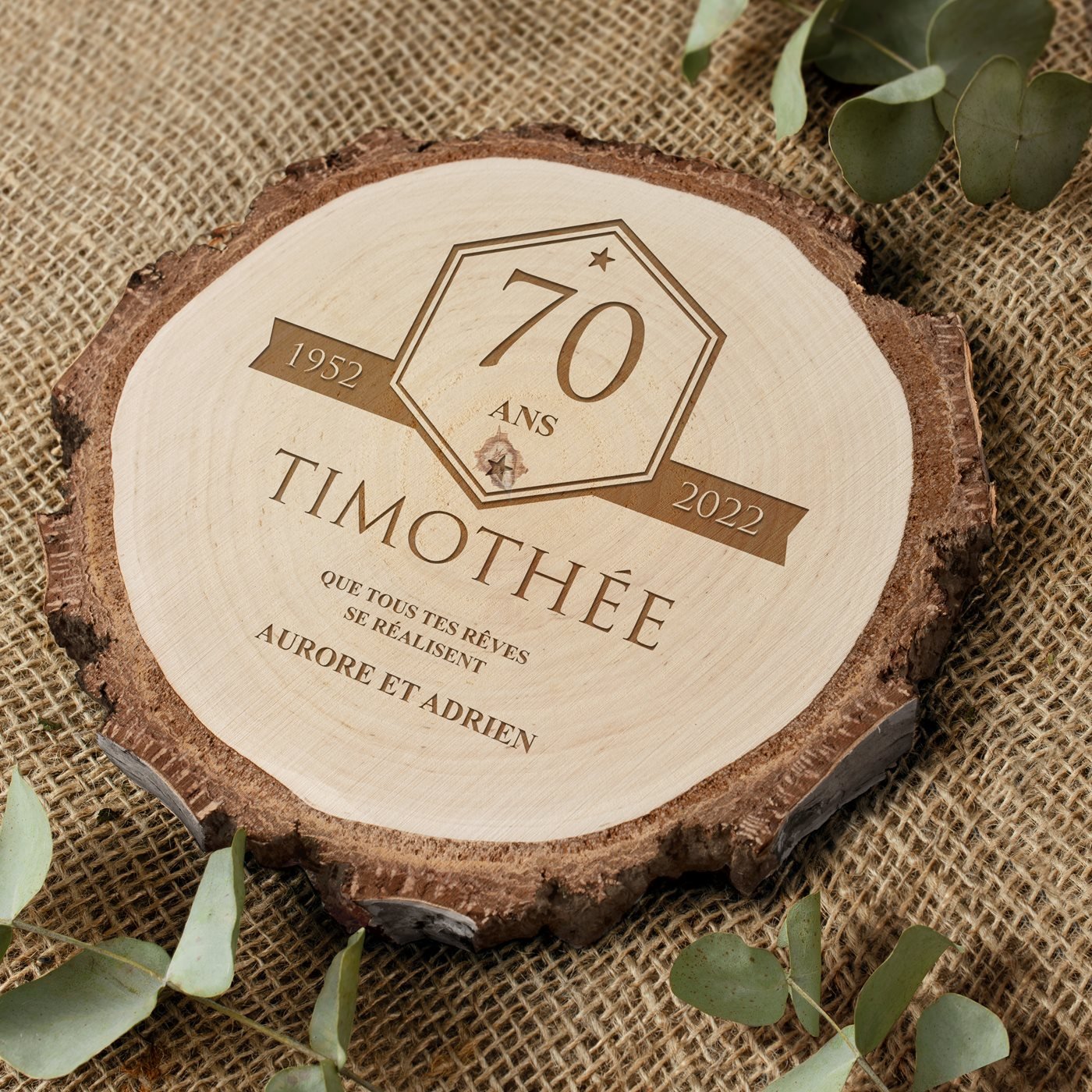 Madera de leña personalizada para el cumpleaños número 70 de un hombre