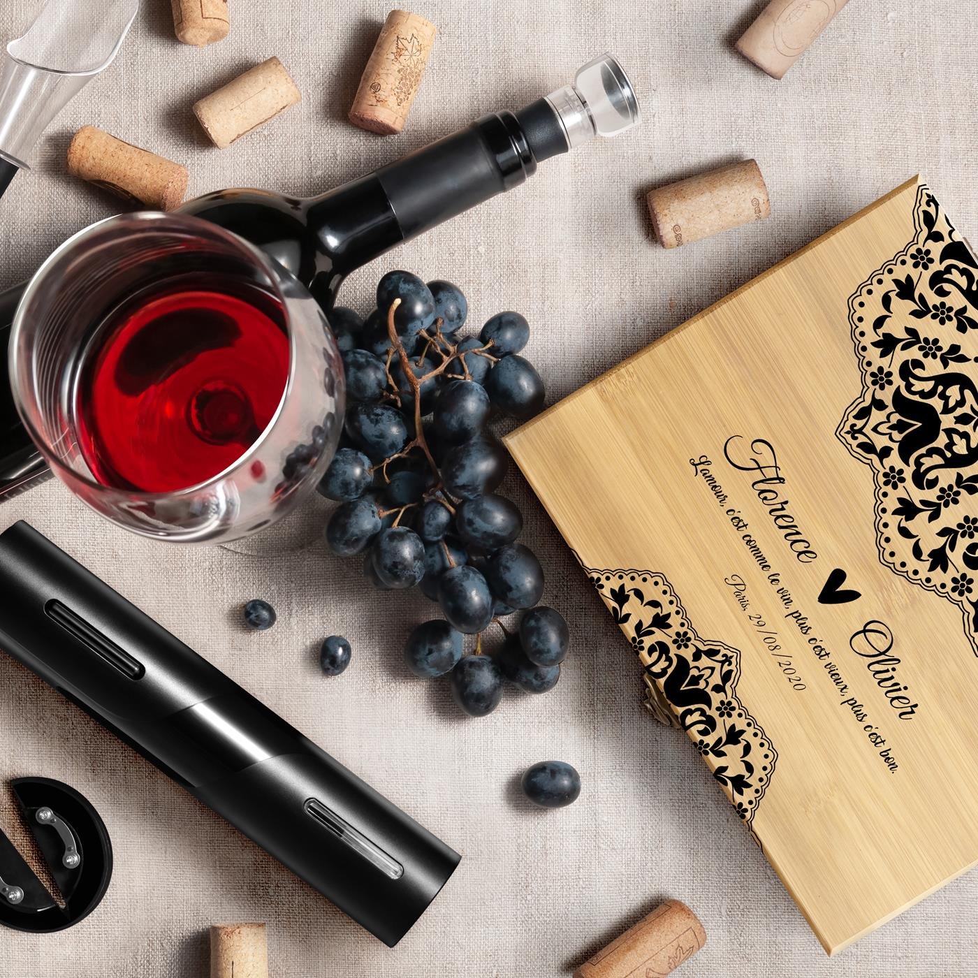 Murrano Wine Accessory Set with Personalized Box