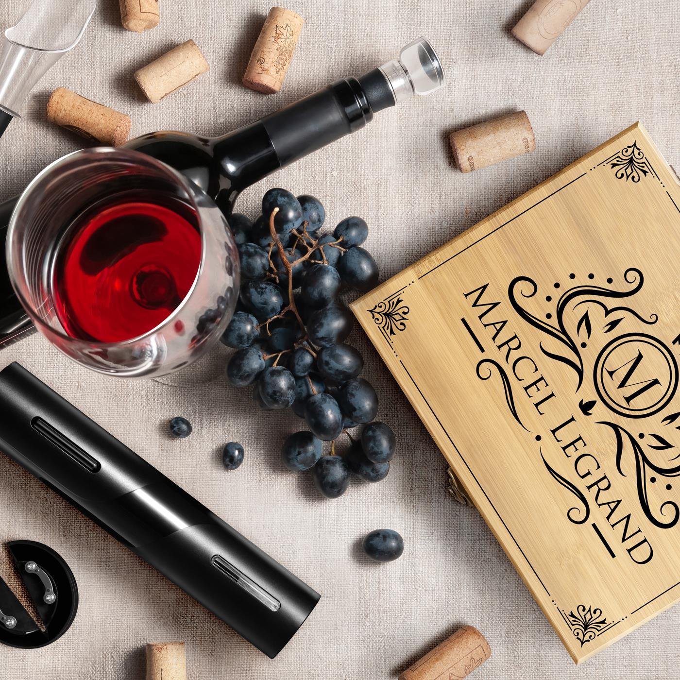 Murrano Wine Accessory Set with Customized Box for Birthday Boss