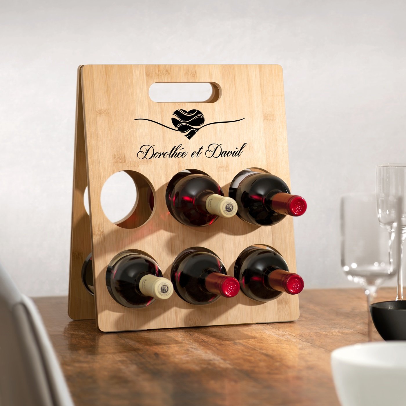 Caja de vino de madera personalizada para el novio y la novia