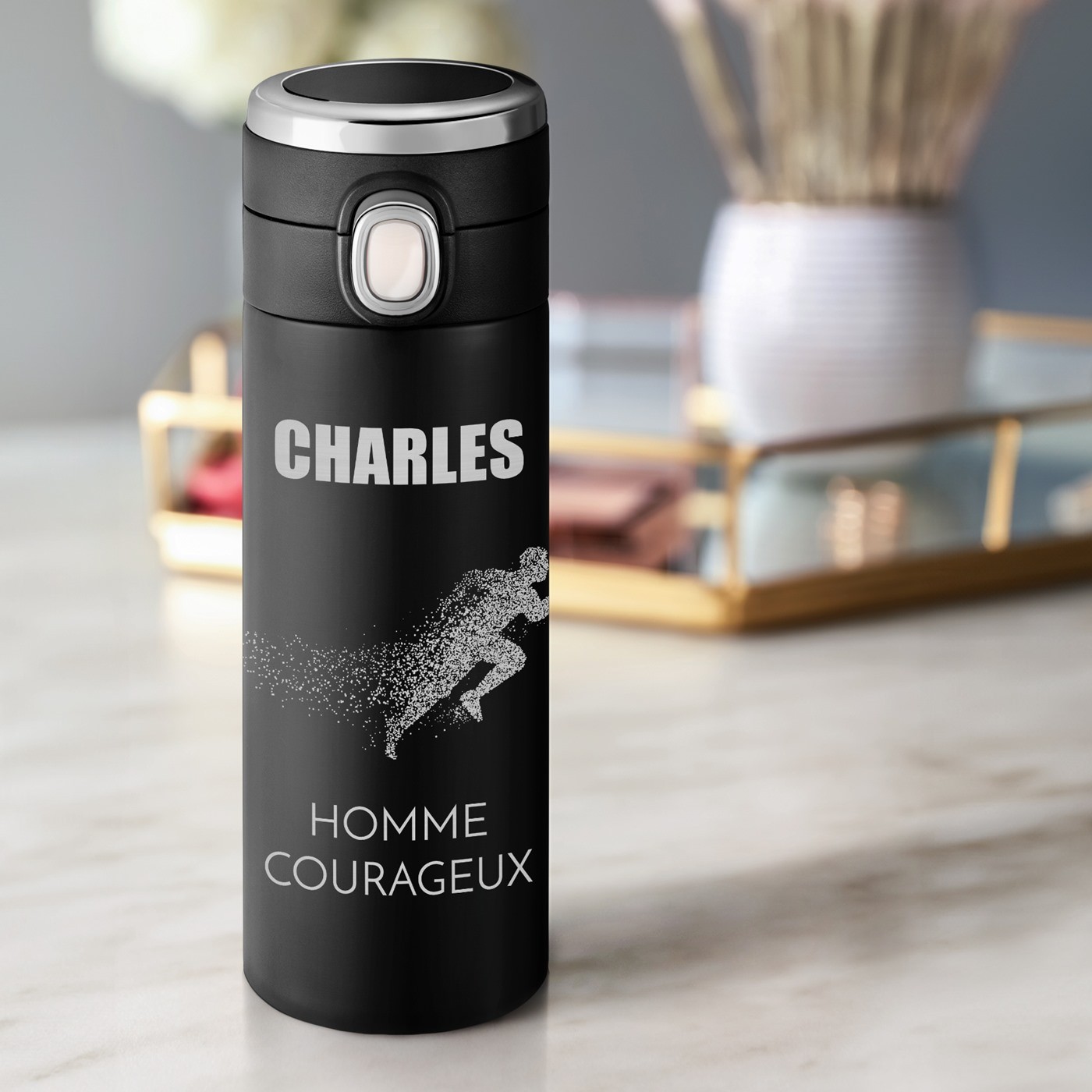 Taza aislante negra personalizada con pantalla LED para el cumpleaños de un hombre