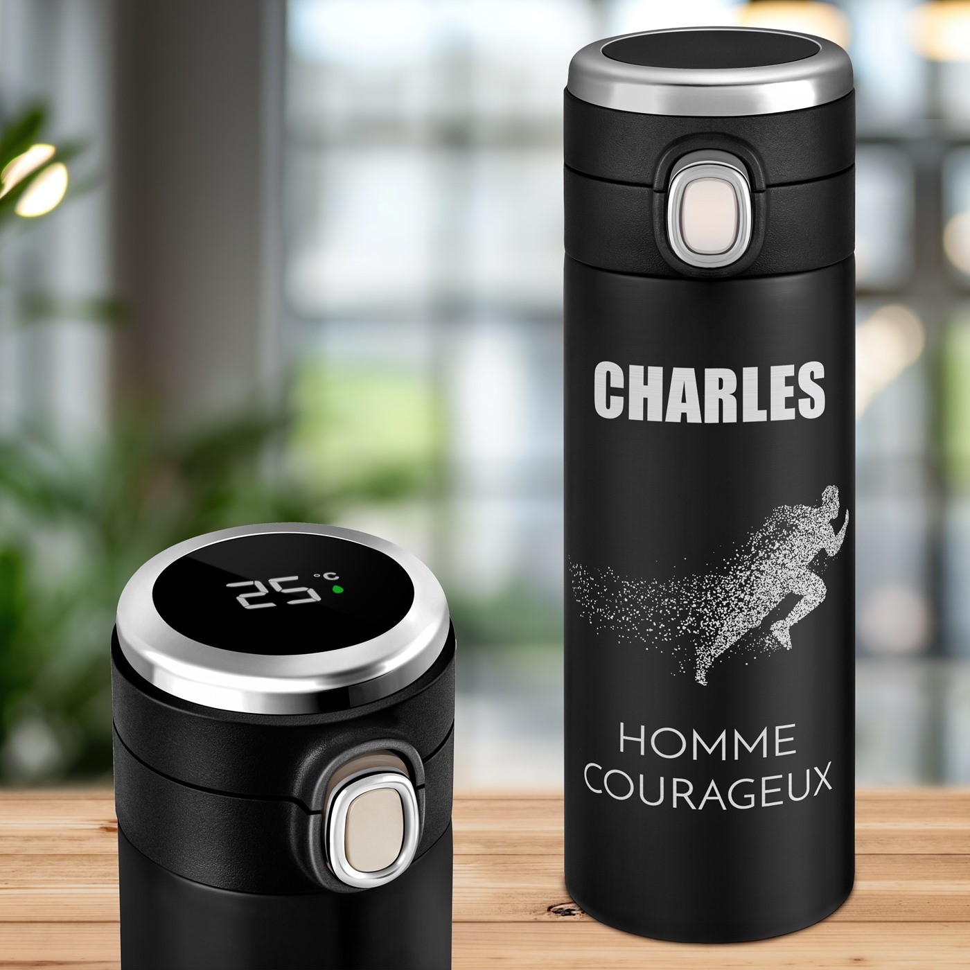 Taza aislante negra personalizada con pantalla LED para el cumpleaños de un hombre