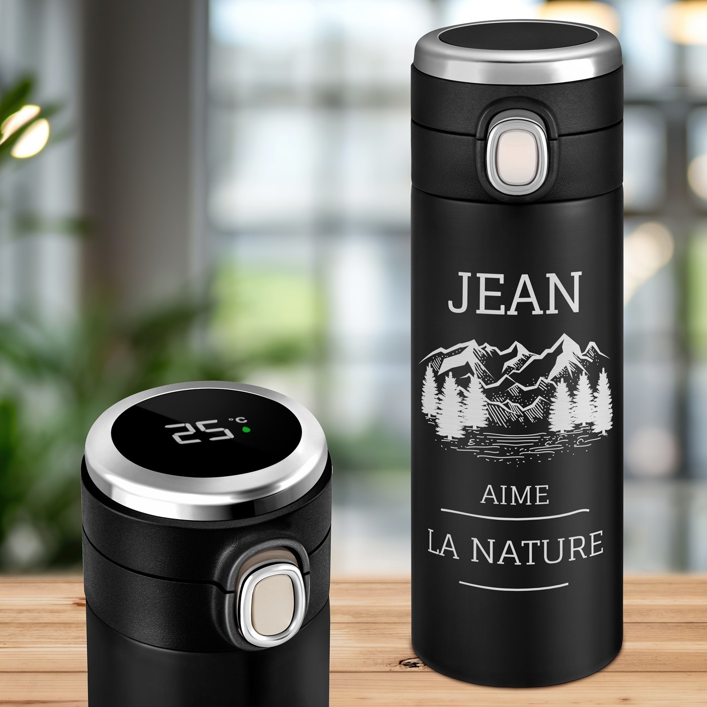 Taza de viaje negra personalizada de Murrano con pantalla LED para el cumpleaños de su hermano
