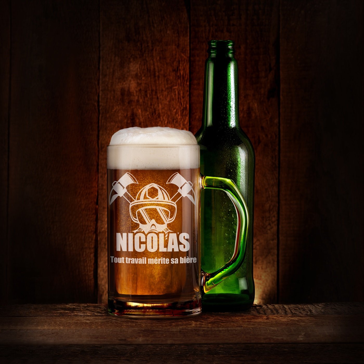 Taza de cerveza geométrica Murrano con grabado láser para bombero