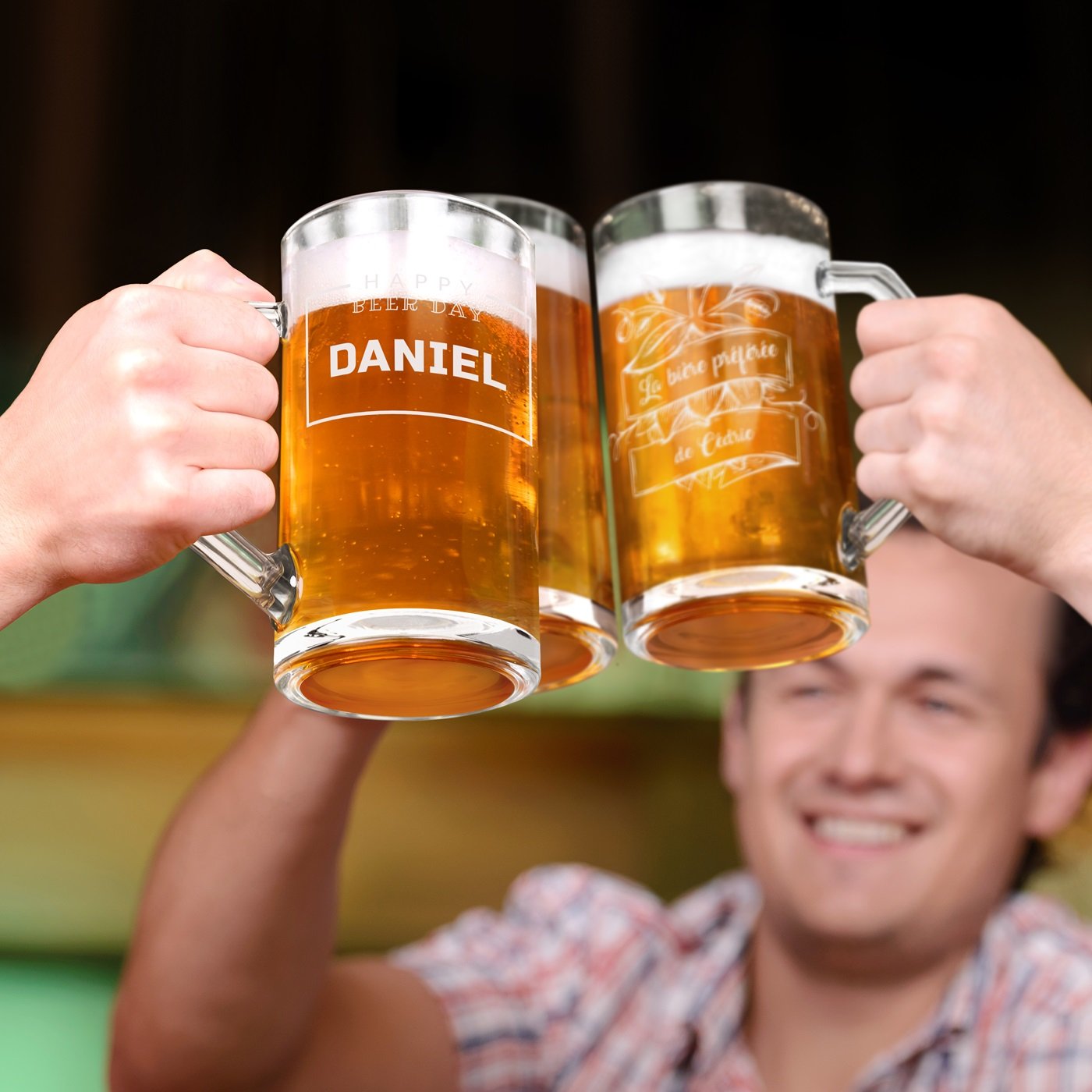 Taza de cerveza geométrica Murrano con grabación láser para feliz día de la cerveza