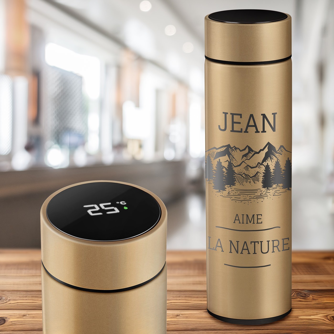 Murrano Golden Insulated Bottle with LED Display for Mountain Enthusiast