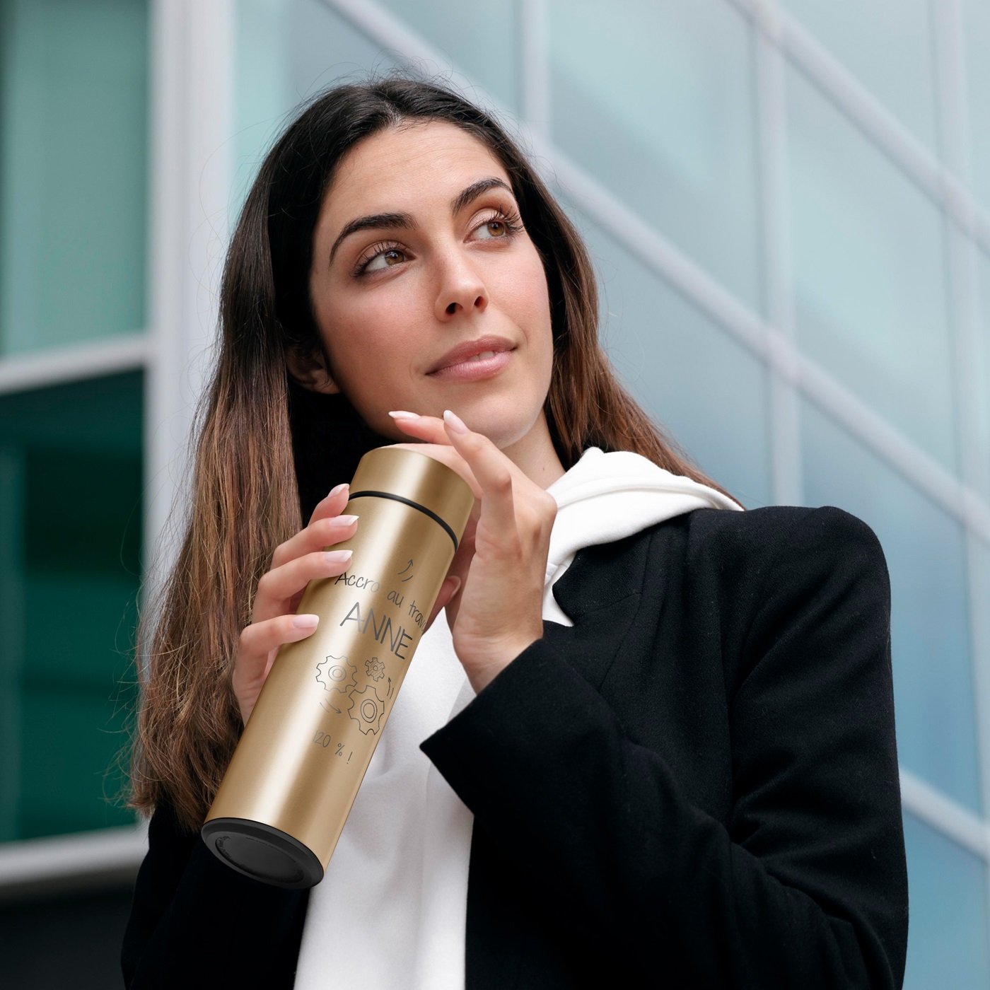 Botella térmica dorada con pantalla LED para una amiga - Promoción de trabajo