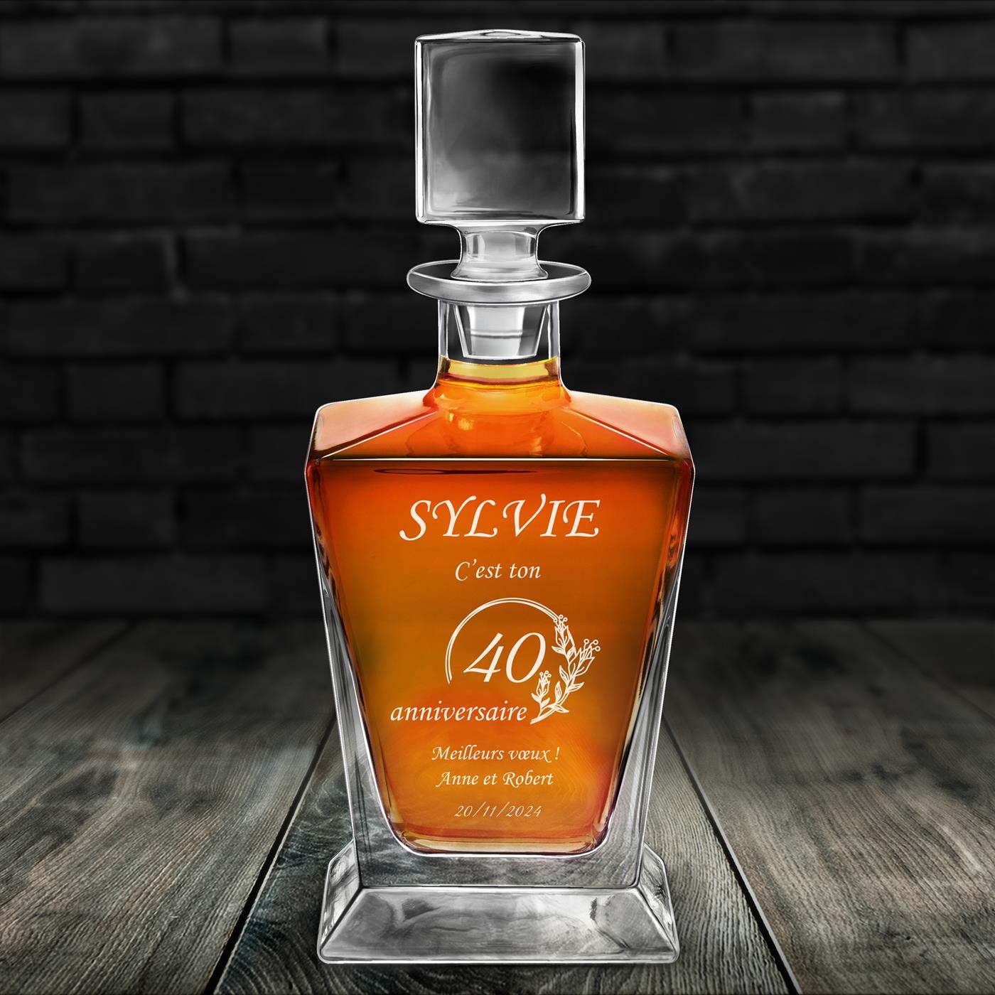 Jarra de whisky Murrano Pirámide con grabado para el 40º cumpleaños de una mujer