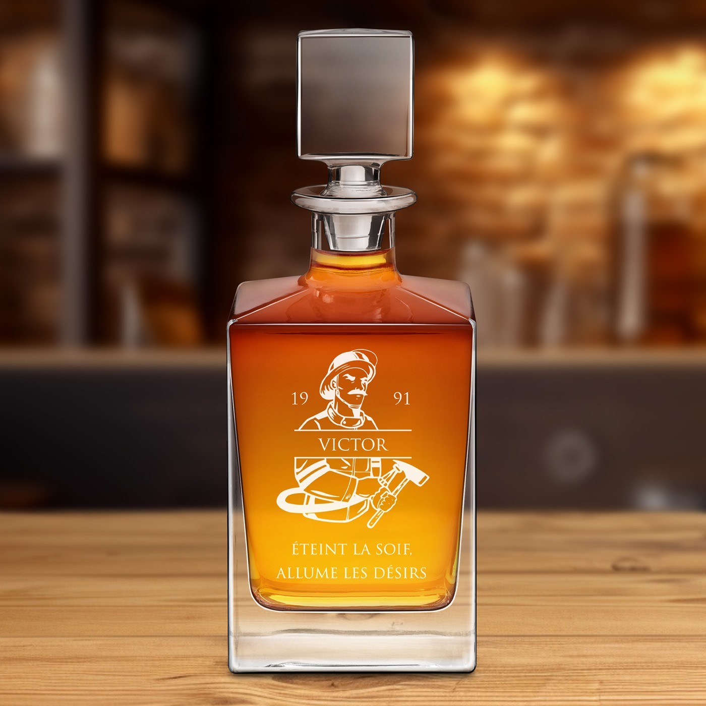 Decantador de whisky Murrano Cubo con grabado para un bombero