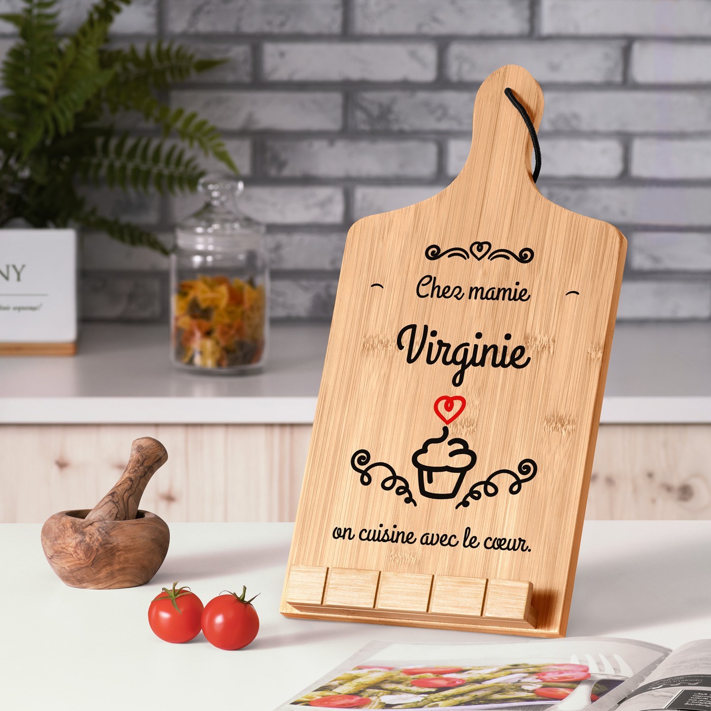 Soporte de libro personalizado en forma de tabla de cortar para el cumpleaños de la abuela