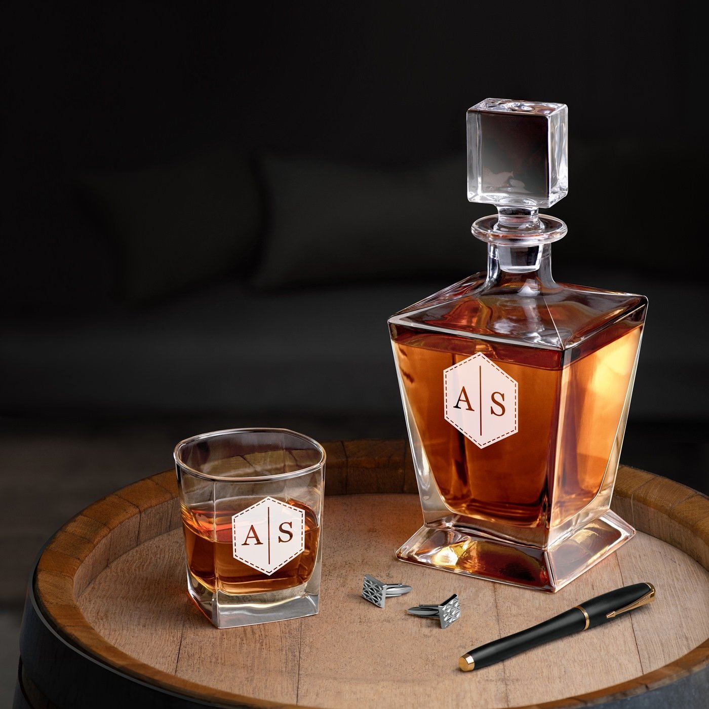 Murrano Pyramid Whisky Decanter and 2 Glasses with Laser Engraving for Couple with Initials