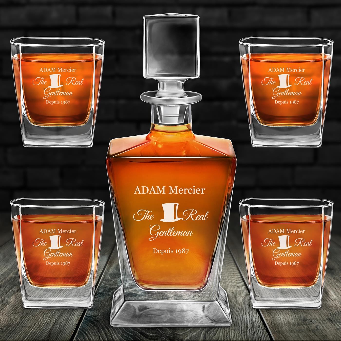 Set de decantador de whisky Murrano Pirámide con 4 vasos personalizados para hombre