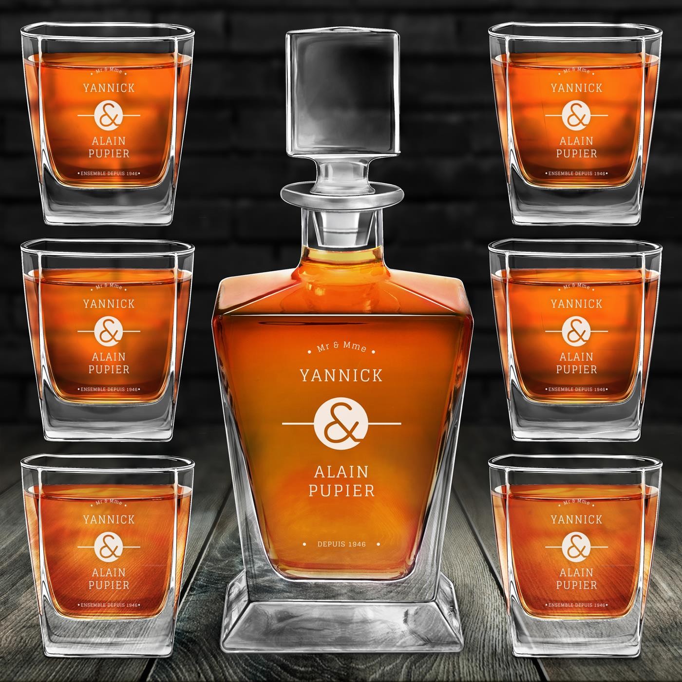 Set de decantador de whisky Murrano Pirámide con 6 vasos y grabado para una pareja recién casada