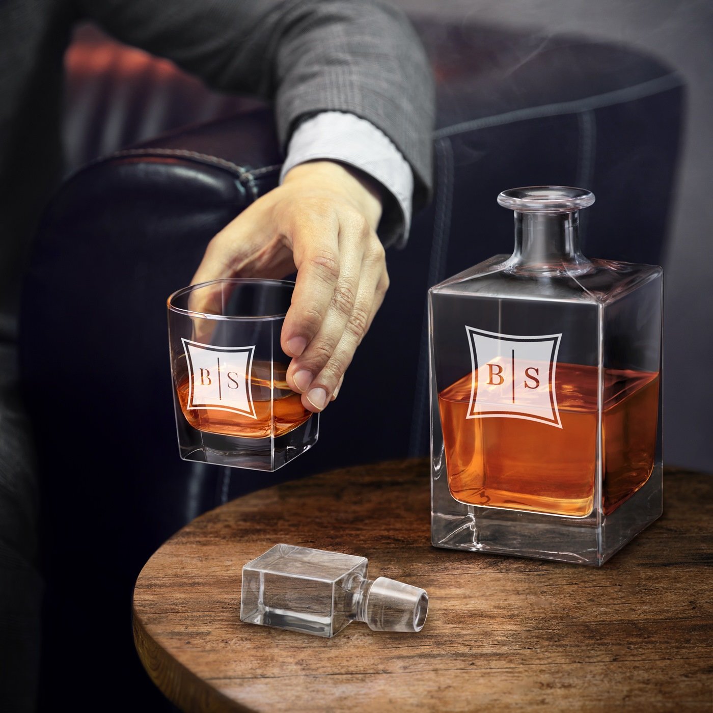 Decantador Cubo Murrano y 2 Vasos con Iniciales Grabadas - Para un Caballero