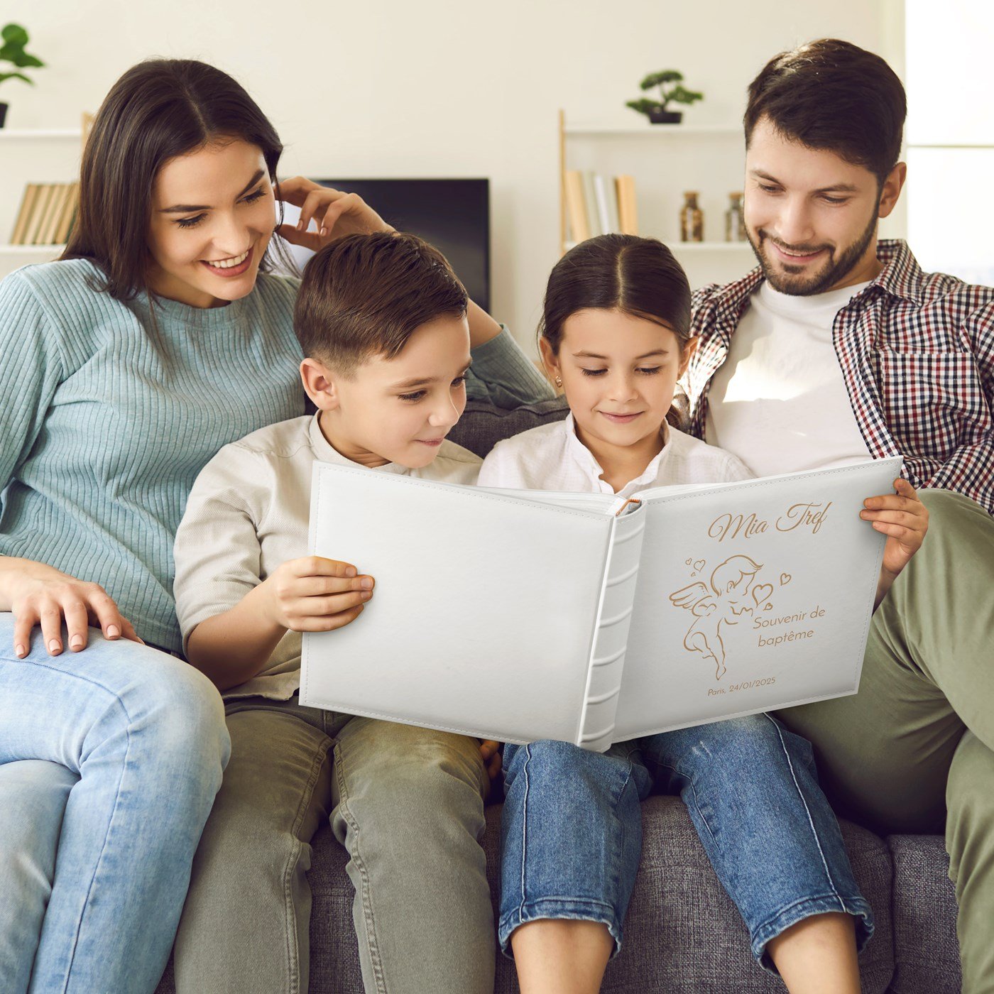 Album photo grand format personnalisé Murrano pour le baptême d'une fille