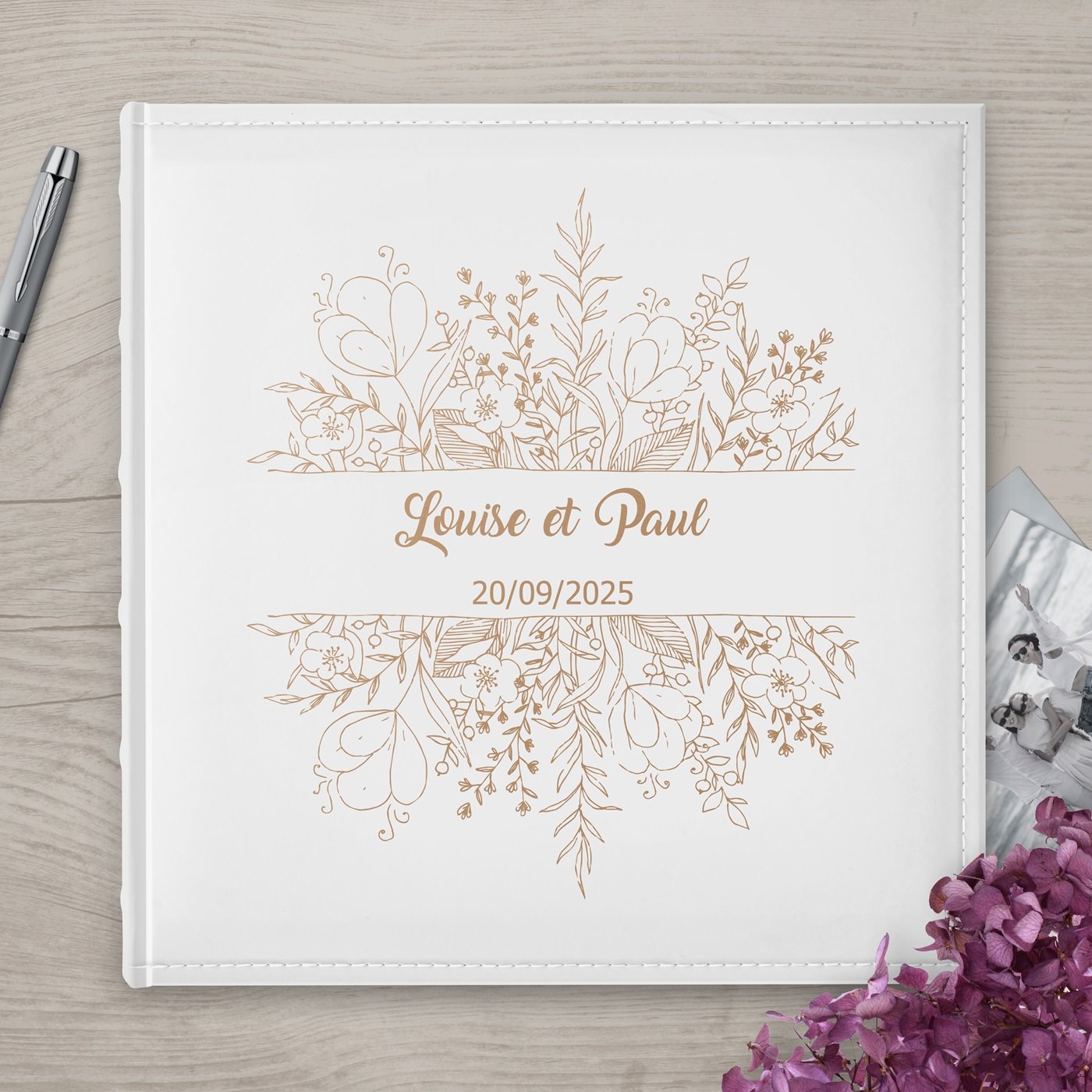 Álbum de fotos Murrano de gran formato con personalización floral para una pareja