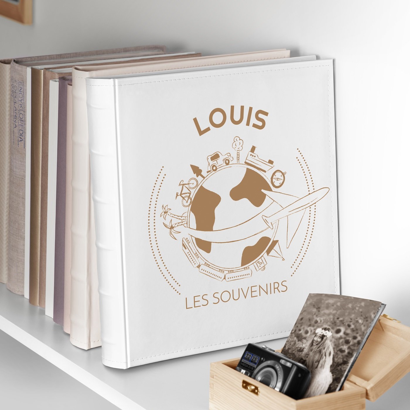 Murrano Large Photo Album with Customization for a Little Traveler