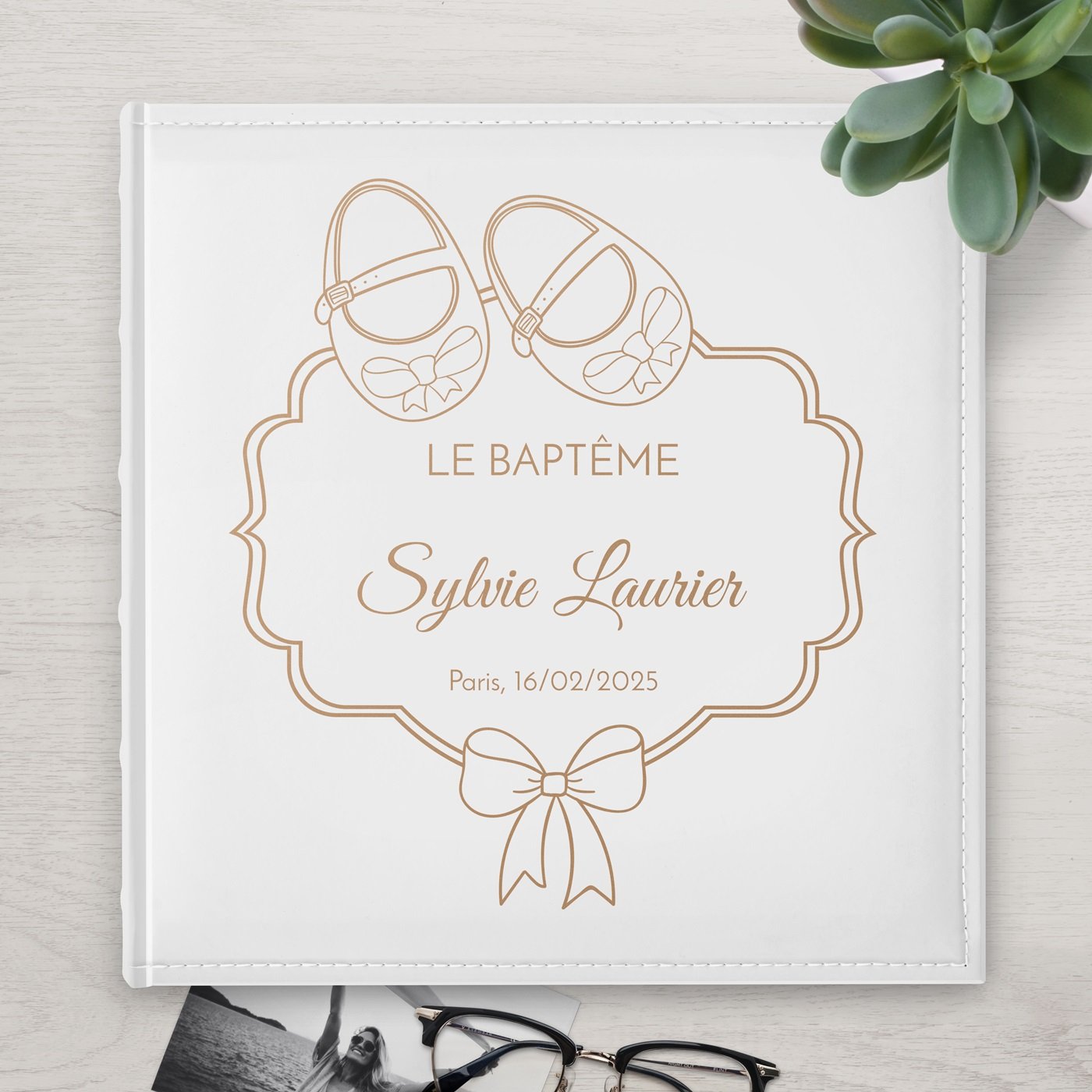 Álbum de fotos personalizado de gran formato para el bautizo de una niña - Murrano