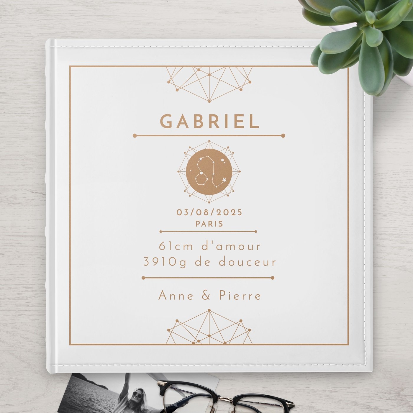 Álbum de fotos Murrano de gran formato con personalización para un recién nacido