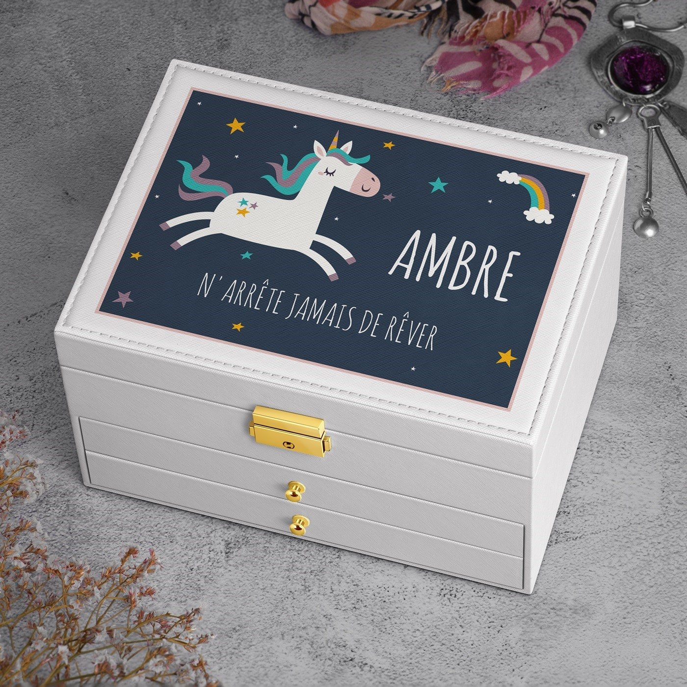 Caja de joyas Murrano blanca con impresión para el aniversario de una sobrina