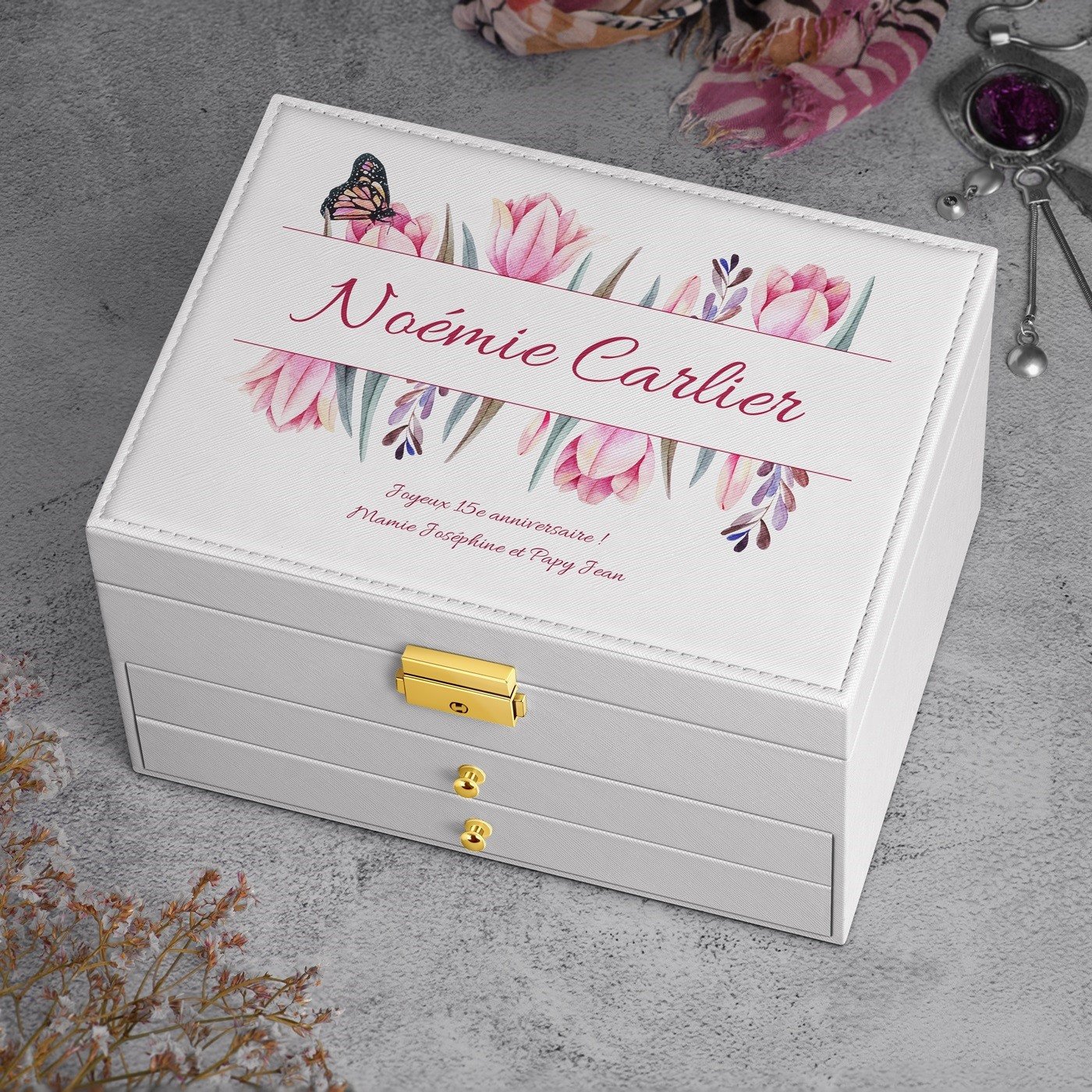Caja de joyas blanca Murrano con impresión para el cumpleaños número 15 de la nieta