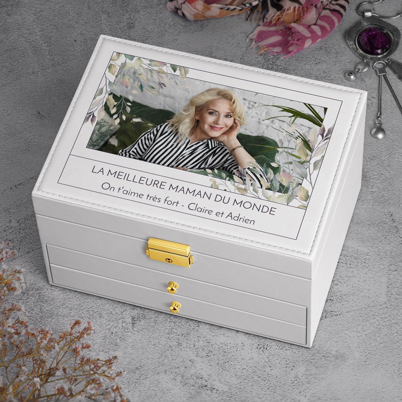 Caja de joyas personalizada Murrano - Blanca para el cumpleaños de mamá