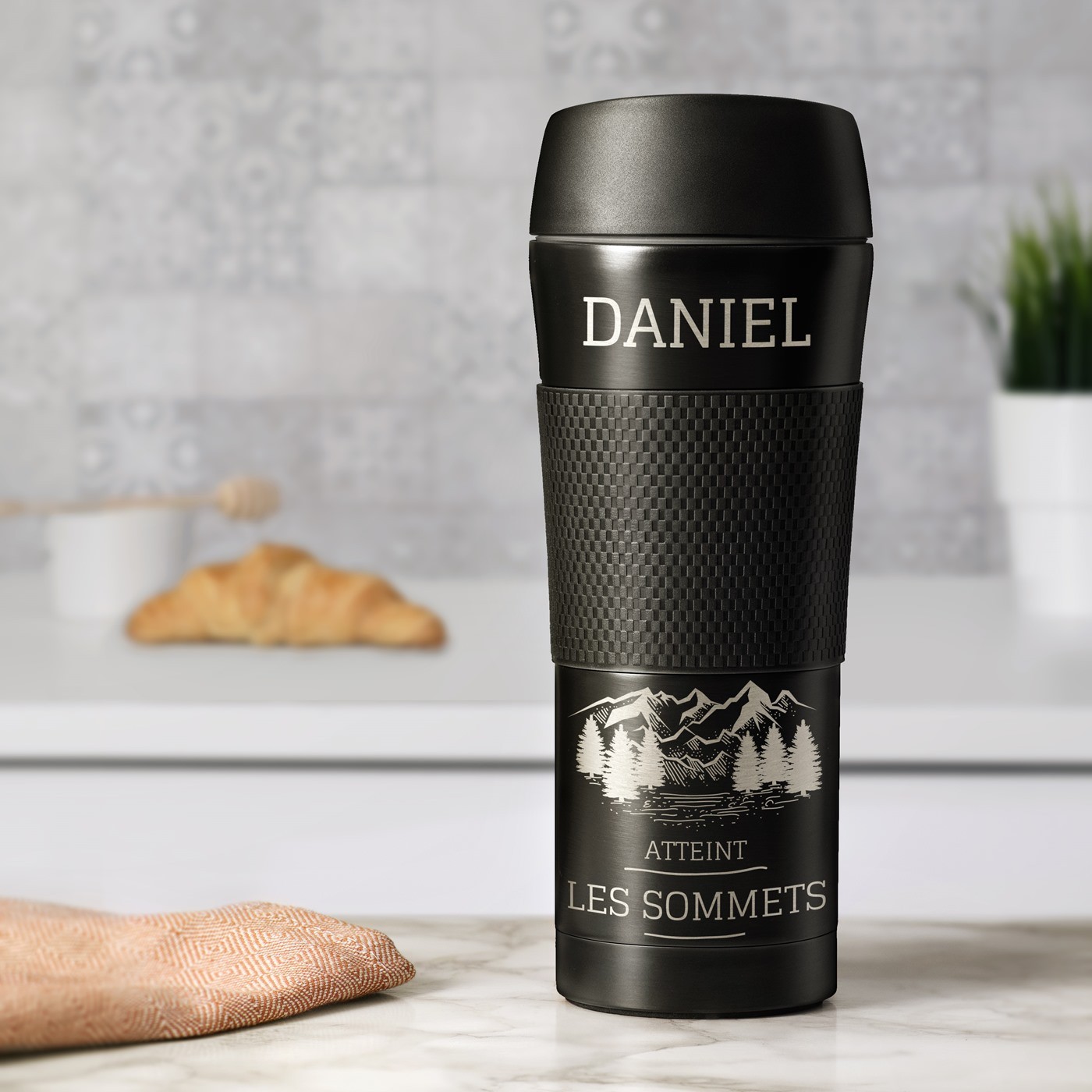 Murrano Travel Mug - Black with Slip-Resistant Silicone Band and Engraving