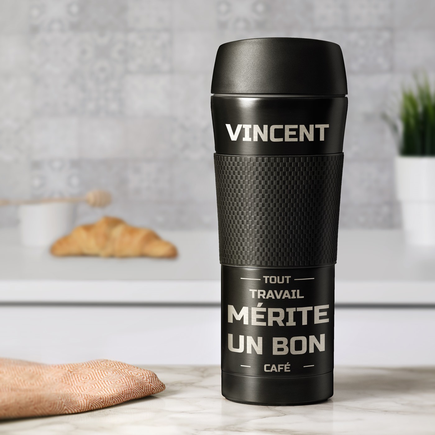 Taza Aislante Personalizada Murrano - Negra con Base Antideslizante de Silicona