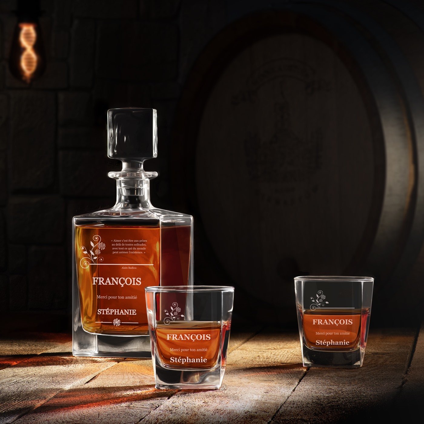 Set de Carafa Cubo y 4 Vasos de Whisky con Grabado láser para Él