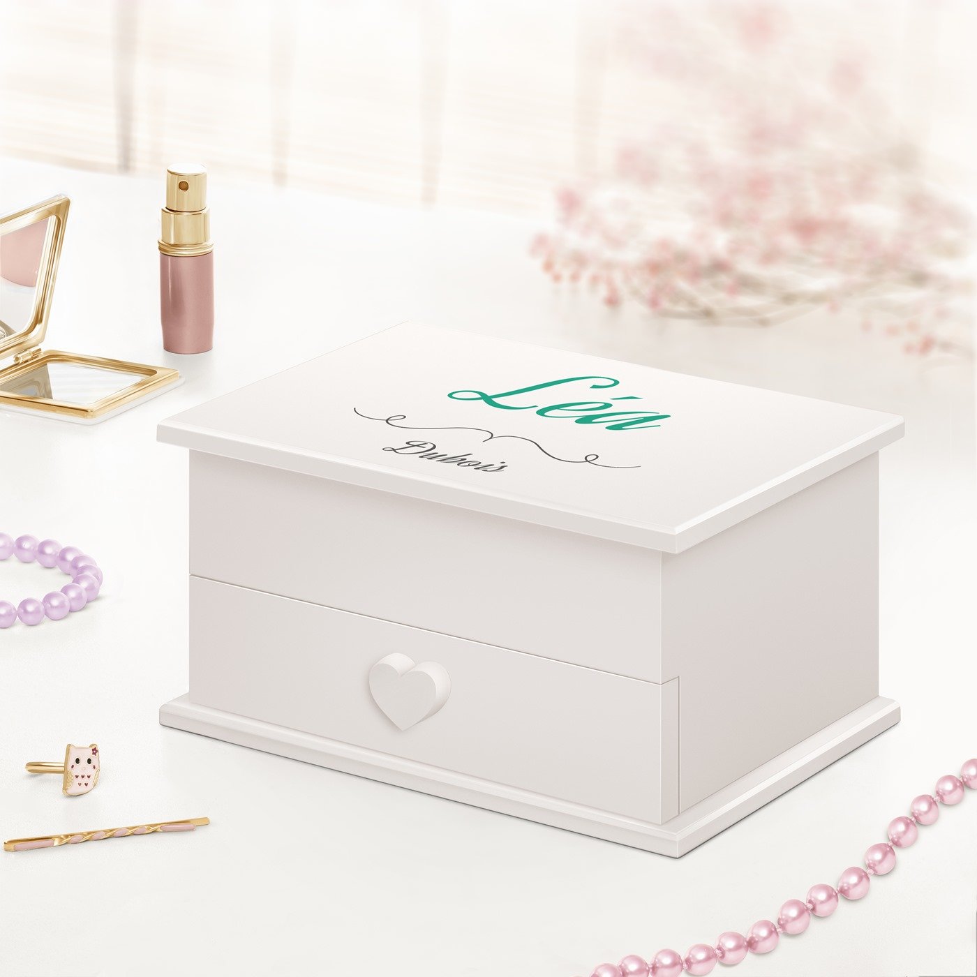 Murrano Personalized Music Box - Girls' Special Treasure Chest