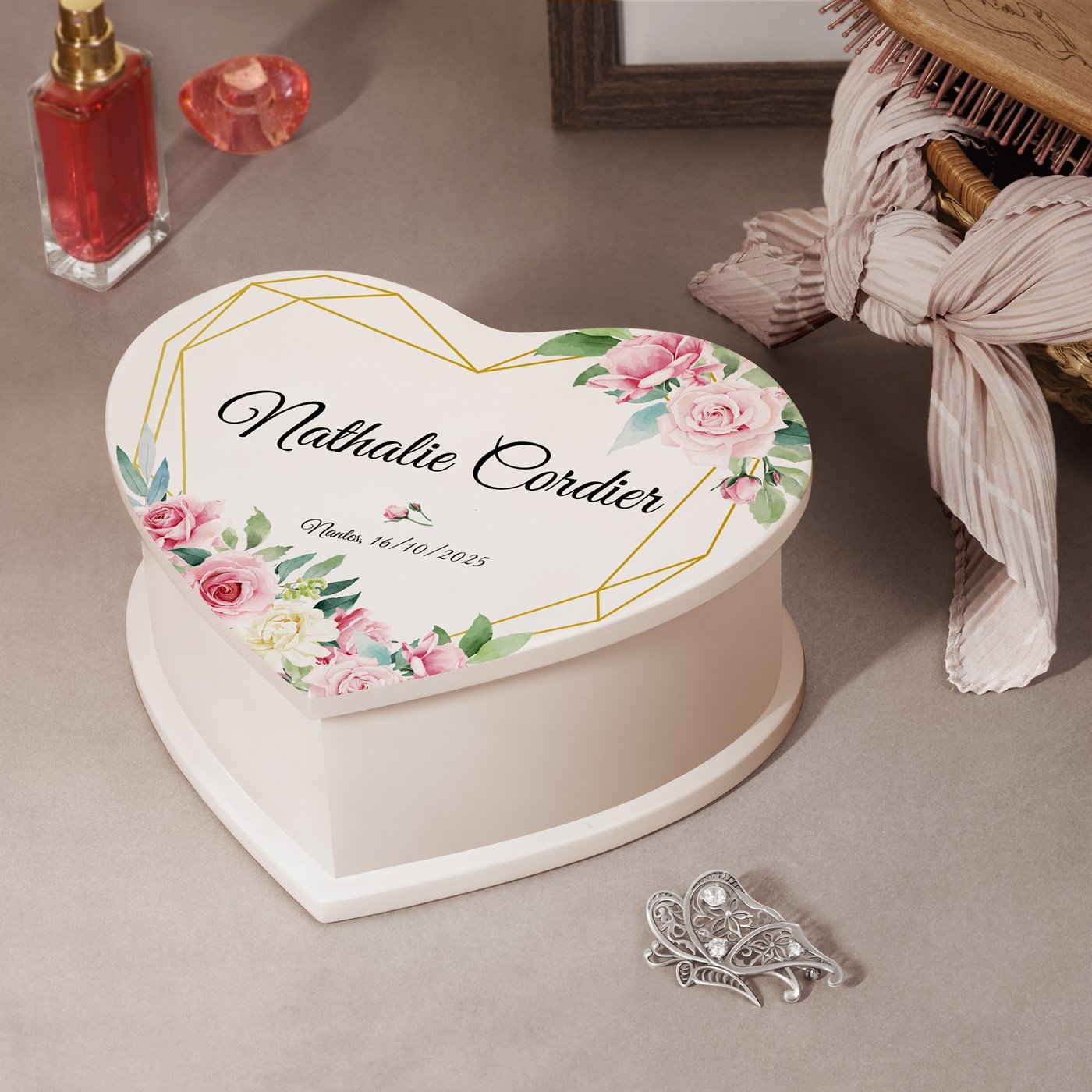 Caja musical de forma corazón personalizada para una niña - Murrano