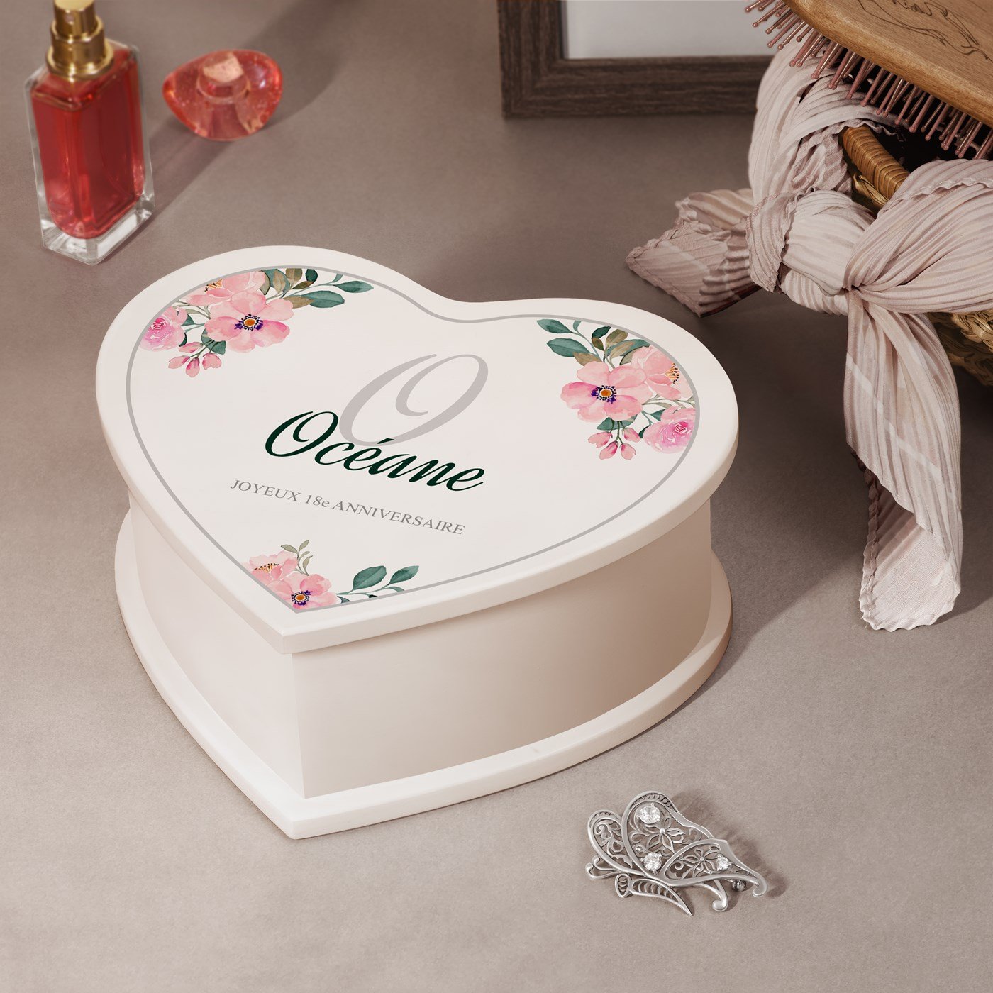 Murrano Heart-Shaped Musical Jewelry Box, Customized for 18th Birthday Girl