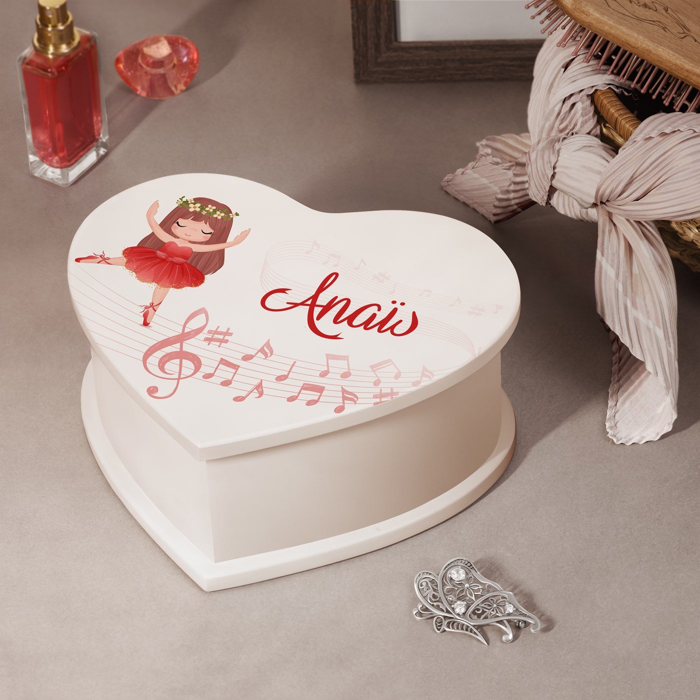 Murrano Heart-Shaped Music Box with Custom Birthday Print