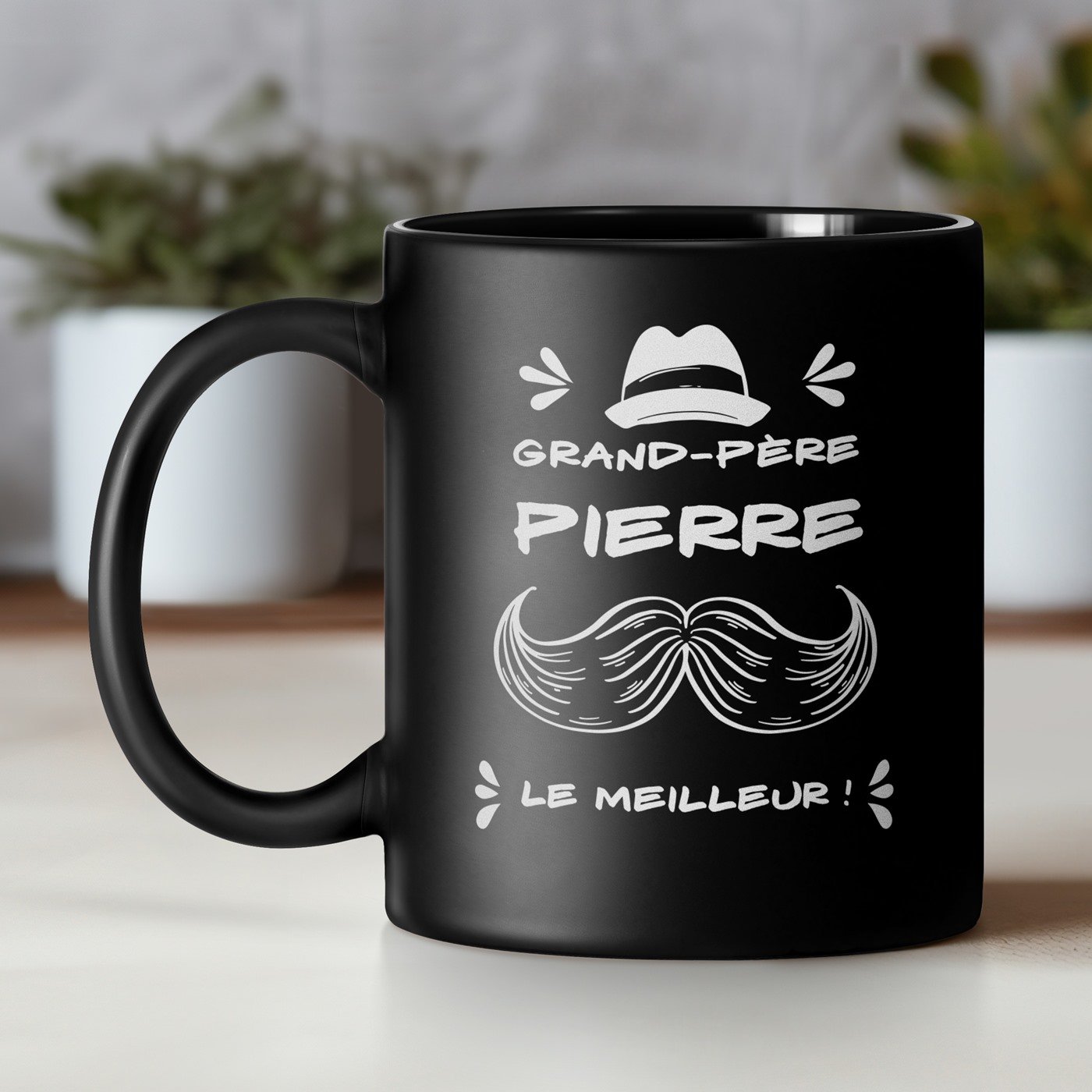 Taza de cerámica negra personalizada para el cumpleaños del abuelo