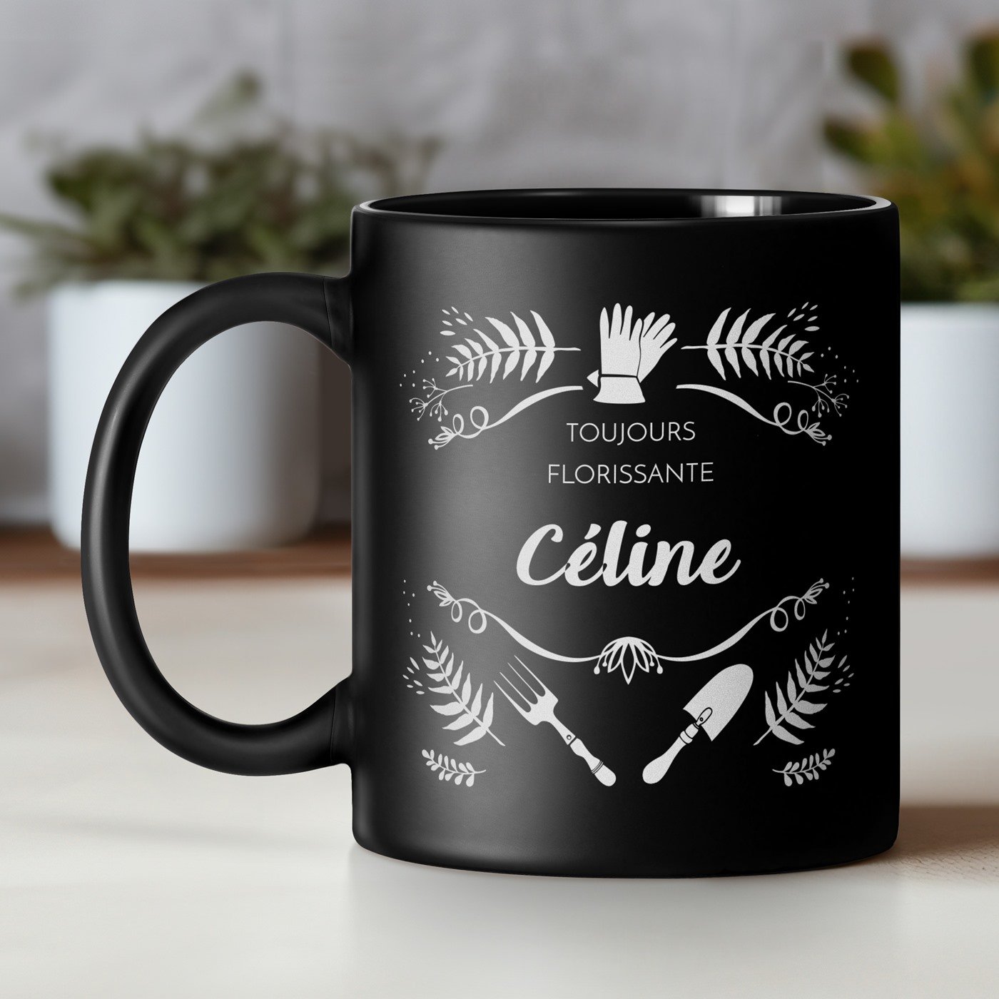 Taza de cerámica negra Murrano con personalización para amante del jardín